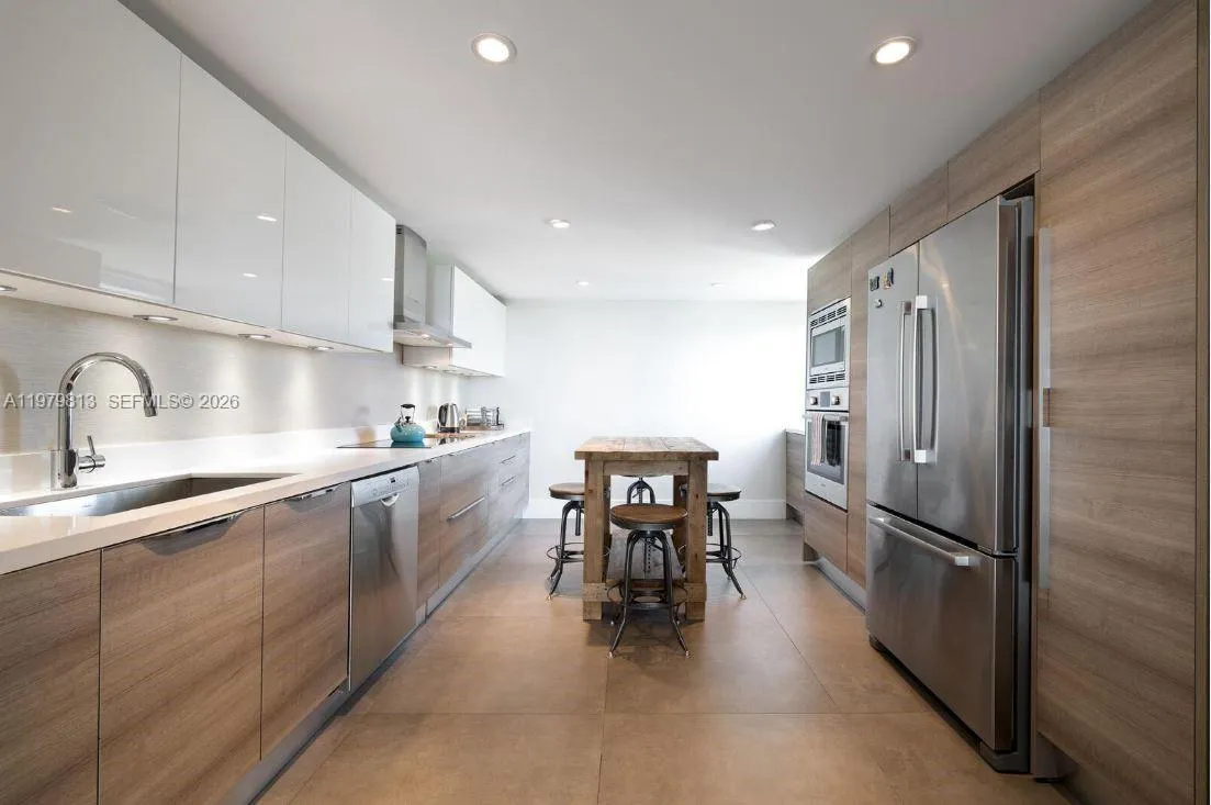 Bay Harbor Islands, Florida 33154, 4 Bedrooms Bedrooms, ,4 BathroomsBathrooms,Residential,For Sale,A11979813