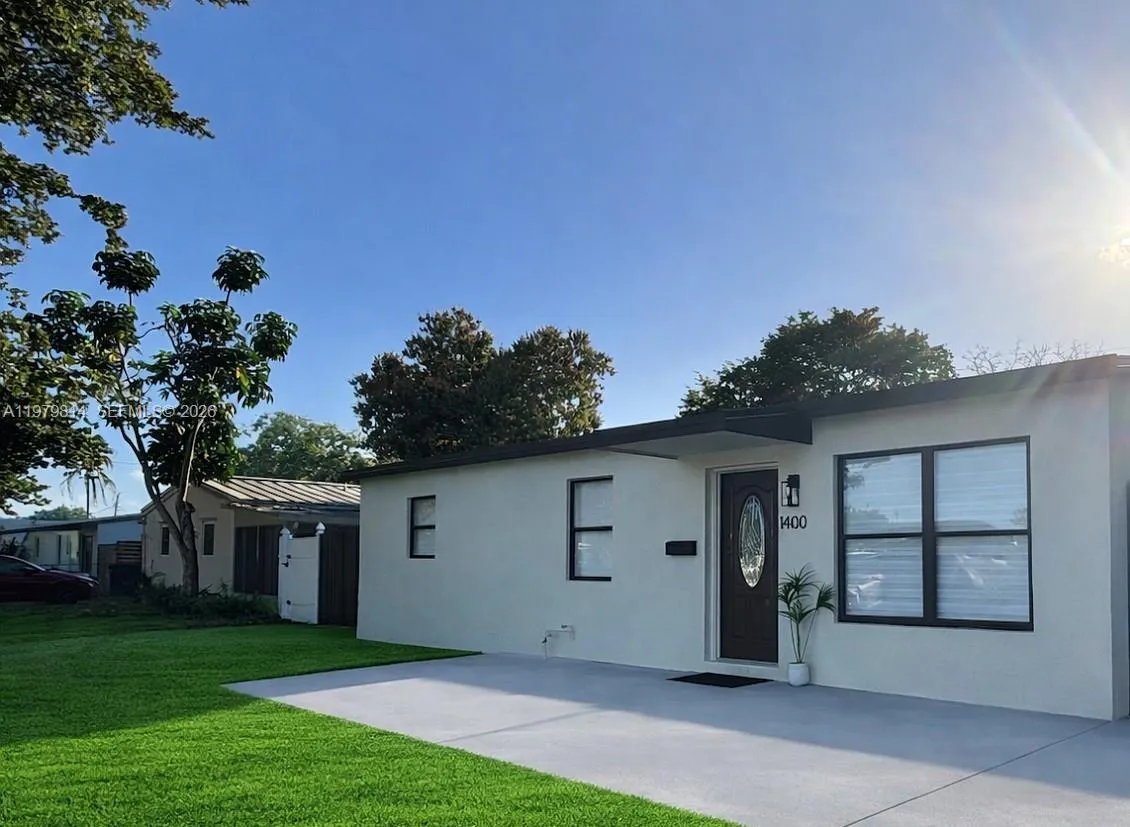 1400 N 70th Ter, Hollywood, Florida 33024, Hollywood, Florida 33024, 3 Bedrooms Bedrooms, ,2 BathroomsBathrooms,Residential,For Sale,1400 N 70th Ter, Hollywood, Florida 33024,A11979814