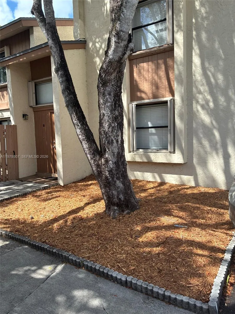 11543 Sw 109th Rd 24b, Miami, Florida 33176, Miami, Florida 33176, 3 Bedrooms Bedrooms, ,2 BathroomsBathrooms,Residential,For Sale,11543 Sw 109th Rd 24b, Miami, Florida 33176,A11979807 11543 Sw 109th Rd 24b, Miami, Florida 33176, Miami, Florida 33176, 3 Bedrooms Bedrooms, ,2 BathroomsBathrooms,Residential,For Sale,11543 Sw 109th Rd 24b, Miami, Florida 33176,A11979807