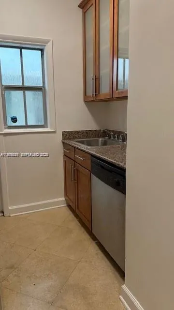 1561 Lenox Ave 11, Miami Beach, Florida 33139, Miami Beach, Florida 33139, 1 Bedroom Bedrooms, ,1 BathroomBathrooms,Residential Lease,For Rent,1561 Lenox Ave 11, Miami Beach, Florida 33139,A11979827