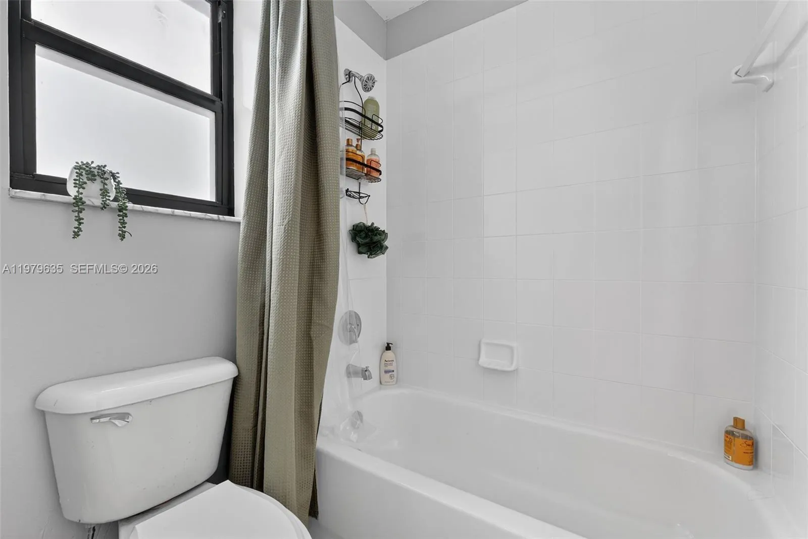 5080 Sw 163rd Ave, Miramar, Florida 33027, Miramar, Florida 33027, 5 Bedrooms Bedrooms, ,3 BathroomsBathrooms,Residential,For Sale,5080 Sw 163rd Ave, Miramar, Florida 33027,A11979635