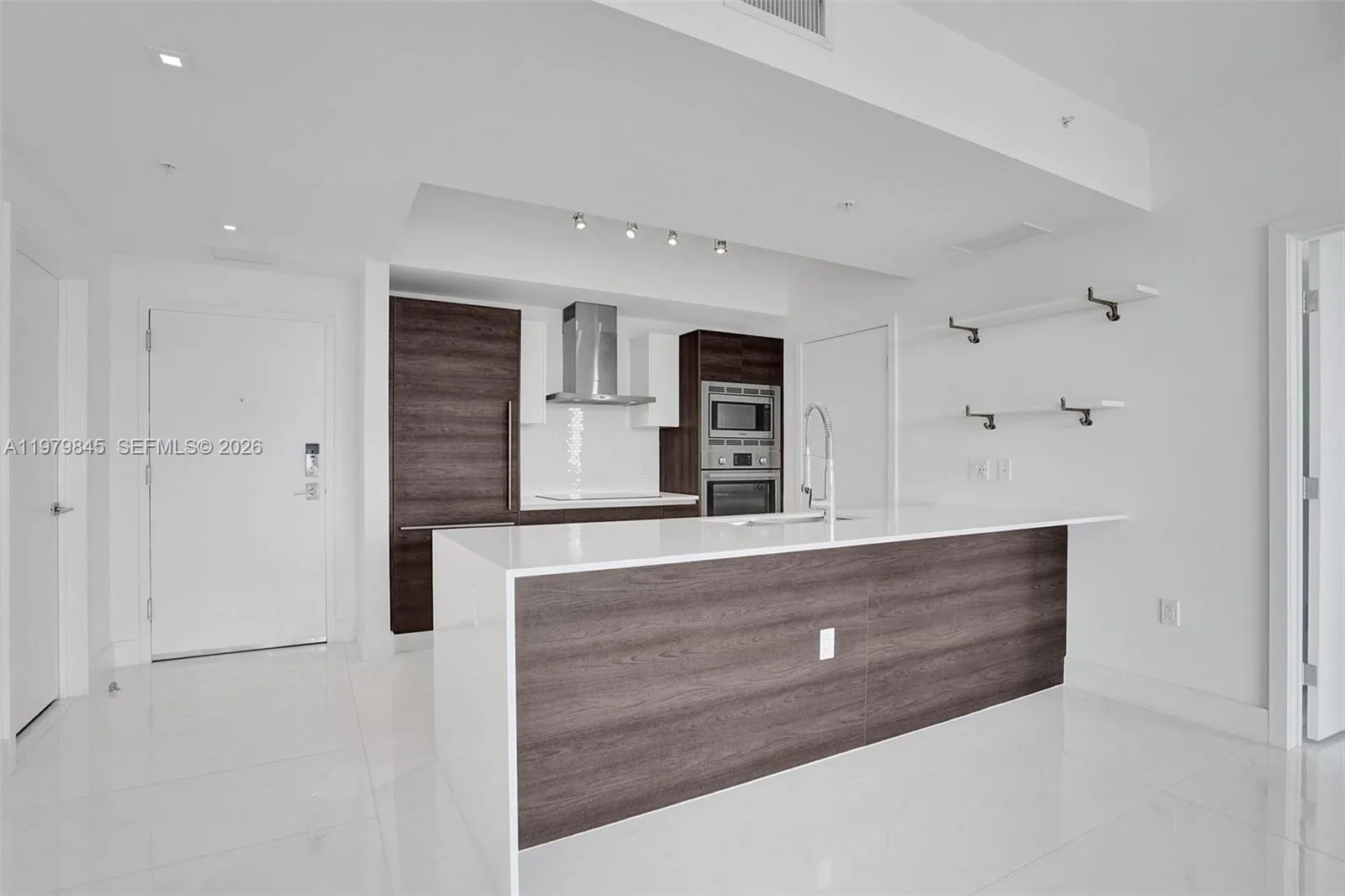 KITCHEN, LIVING ROOM