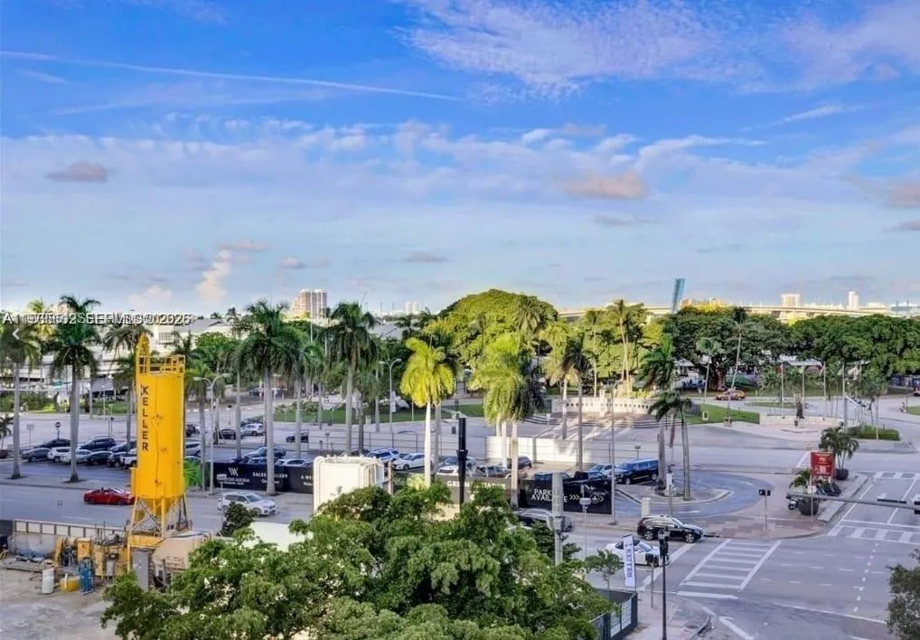 244 Ne Biscayne Blvd 440, Miami, Florida 33132, Miami, Florida 33132, 1 Bedroom Bedrooms, ,1 BathroomBathrooms,Residential Lease,For Rent,244 Ne Biscayne Blvd 440, Miami, Florida 33132,A11979851