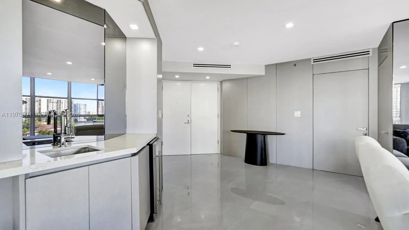 1000 E Island Blvd 1004, Aventura, Florida 33160, Aventura, Florida 33160, 3 Bedrooms Bedrooms, ,2 BathroomsBathrooms,Residential,For Sale,1000 E Island Blvd 1004, Aventura, Florida 33160,A11970591