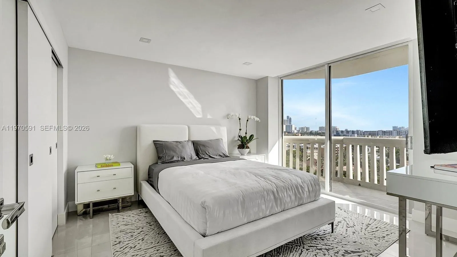 1000 E Island Blvd 1004, Aventura, Florida 33160, Aventura, Florida 33160, 3 Bedrooms Bedrooms, ,2 BathroomsBathrooms,Residential,For Sale,1000 E Island Blvd 1004, Aventura, Florida 33160,A11970591