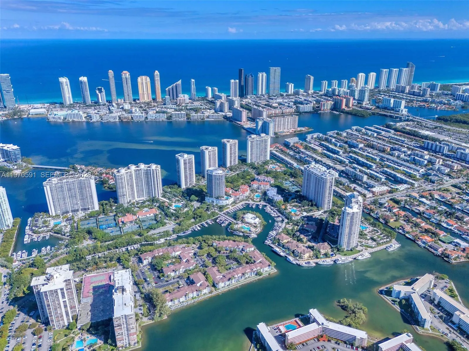 1000 E Island Blvd 1004, Aventura, Florida 33160, Aventura, Florida 33160, 3 Bedrooms Bedrooms, ,2 BathroomsBathrooms,Residential,For Sale,1000 E Island Blvd 1004, Aventura, Florida 33160,A11970591