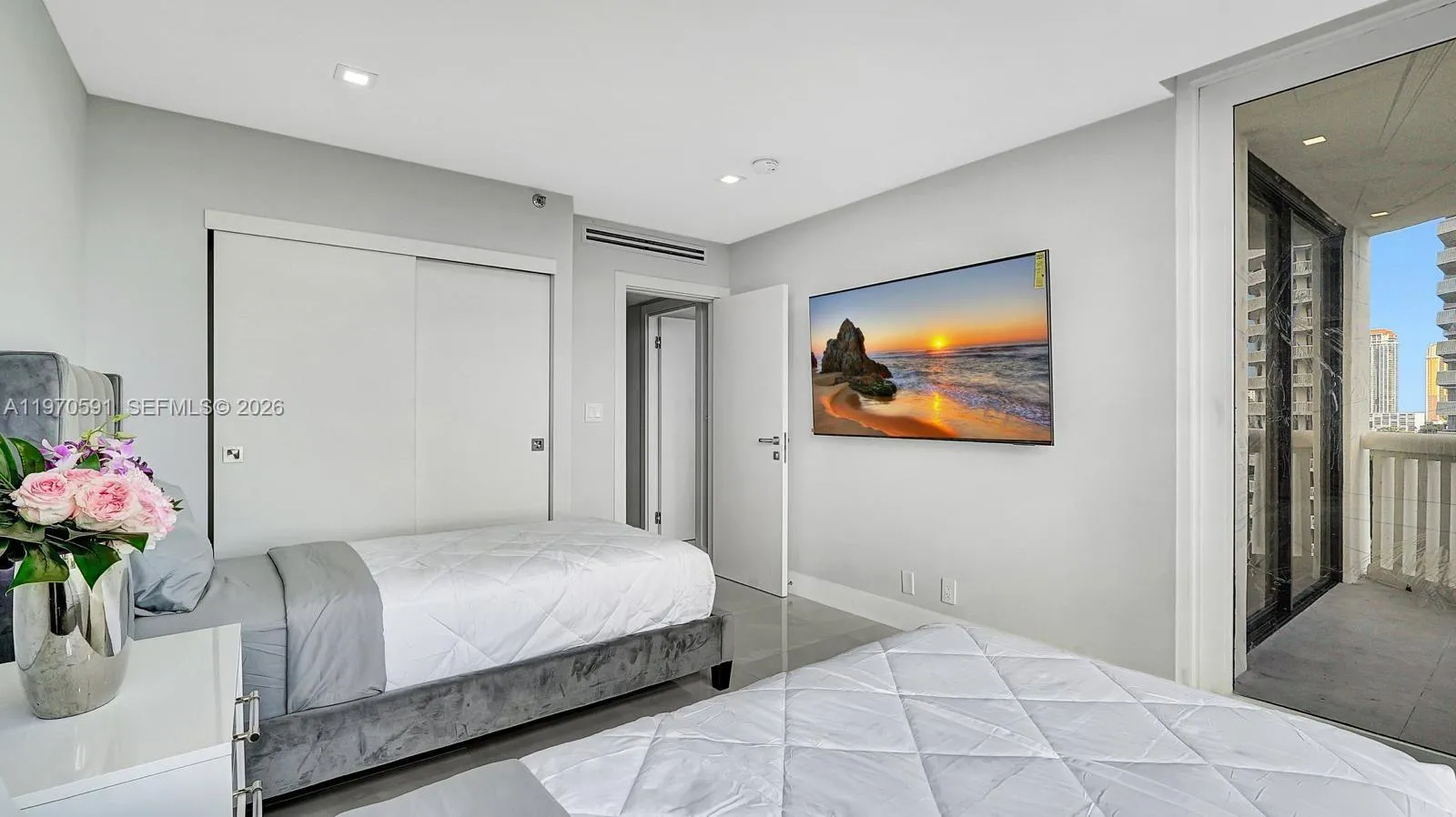 1000 E Island Blvd 1004, Aventura, Florida 33160, Aventura, Florida 33160, 3 Bedrooms Bedrooms, ,2 BathroomsBathrooms,Residential,For Sale,1000 E Island Blvd 1004, Aventura, Florida 33160,A11970591