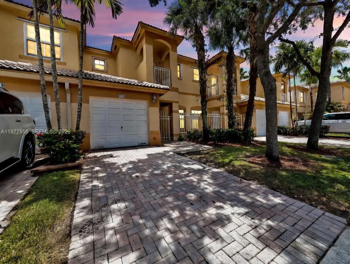 858 Nw 170th Ter 858, Pembroke Pines, Florida 3302, Pembroke Pines, Florida 33028, 3 Bedrooms Bedrooms, ,2 BathroomsBathrooms,Residential Lease,For Rent,858 Nw 170th Ter 858, Pembroke Pines, Florida 3302,A11977955