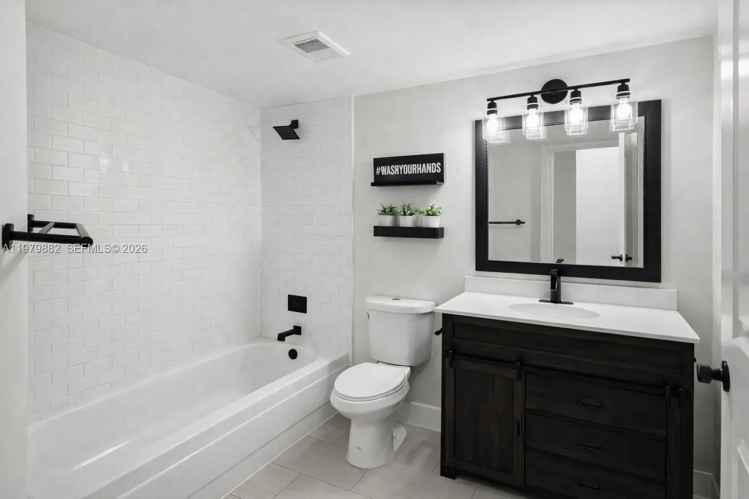 8851 Wiles Rd 106, Coral Springs, Florida 33067, Coral Springs, Florida 33067, 2 Bedrooms Bedrooms, ,2 BathroomsBathrooms,Residential Lease,For Rent,8851 Wiles Rd 106, Coral Springs, Florida 33067,A11979882