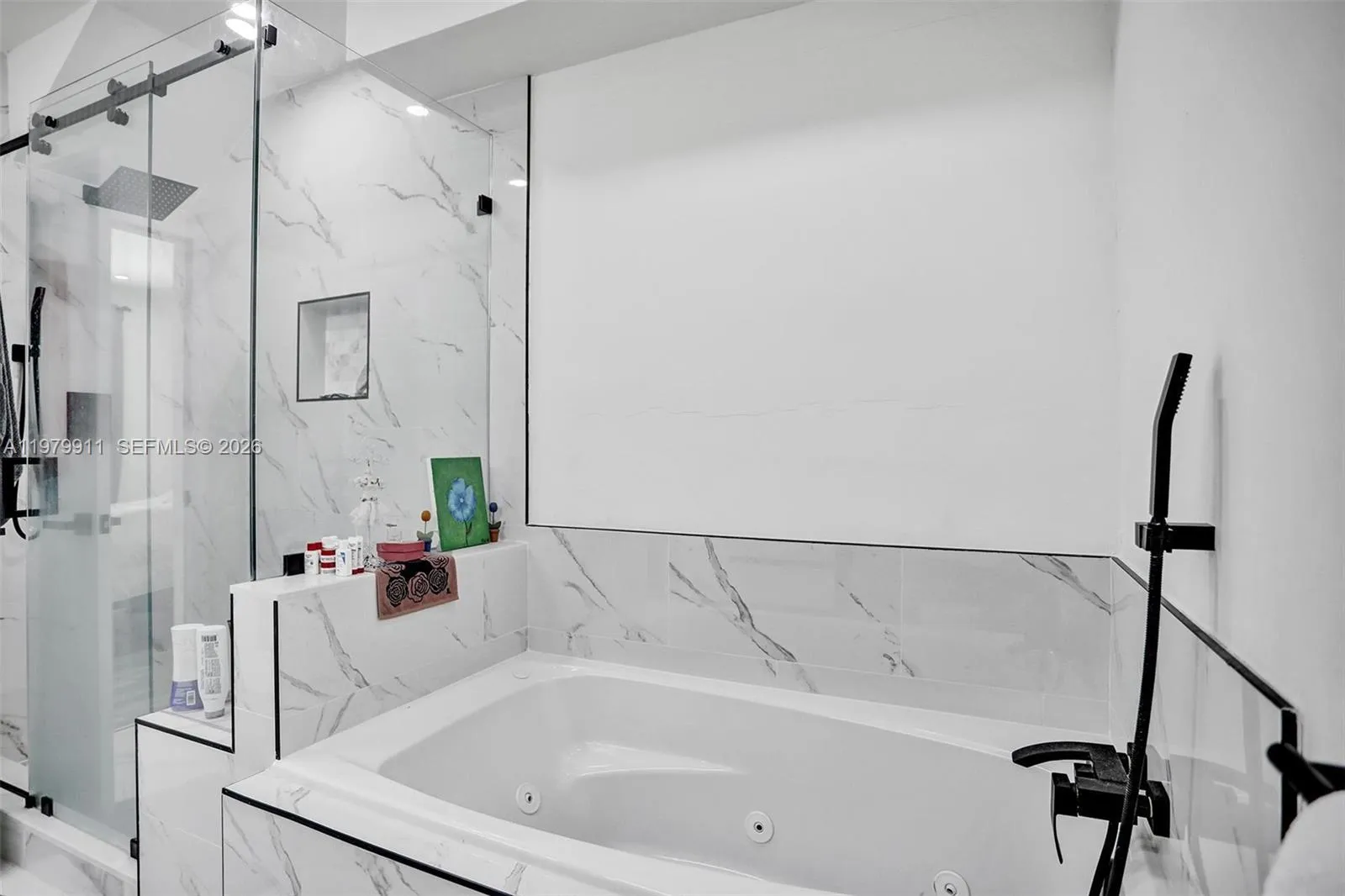Fabulous Master Bathoom