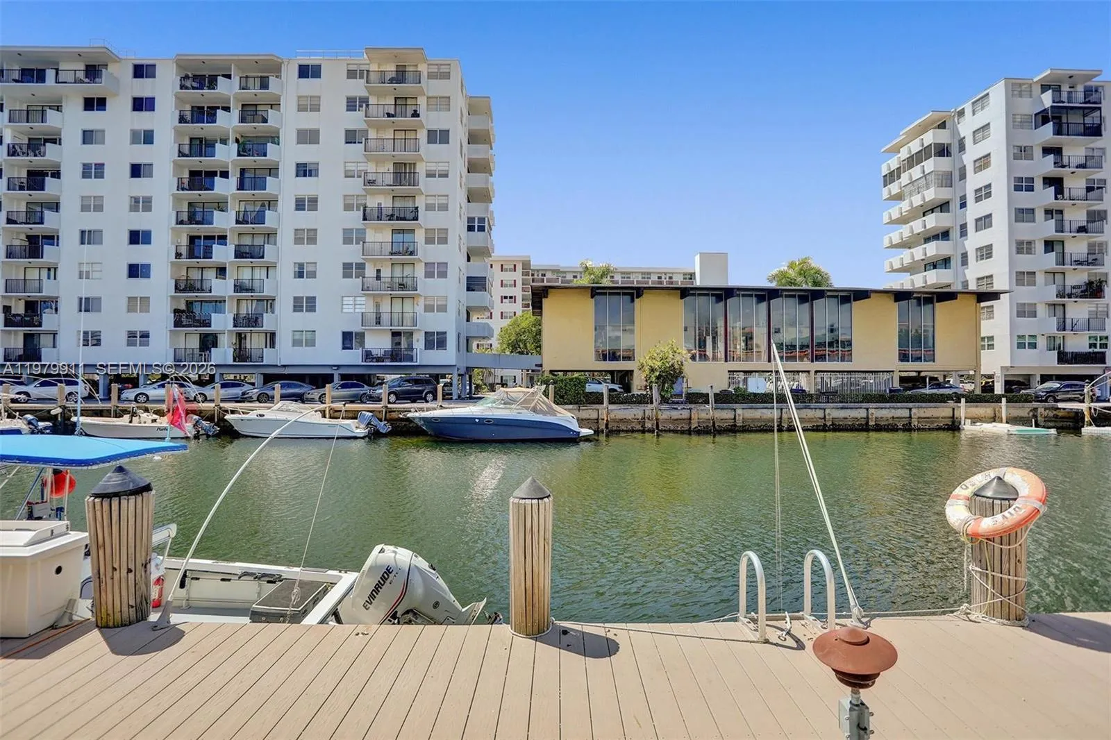 3648 Ne 167th St 27, North Miami Beach, Florida 33, North Miami Beach, Florida 33160, 3 Bedrooms Bedrooms, ,3 BathroomsBathrooms,Residential Lease,For Rent,3648 Ne 167th St 27, North Miami Beach, Florida 33,A11979911