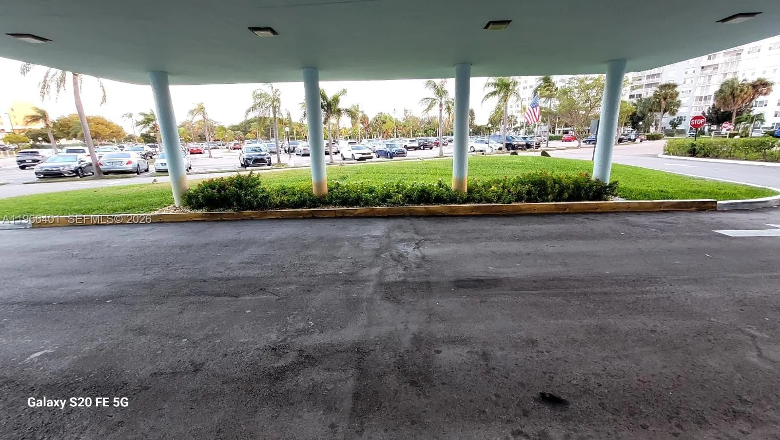 4001 Hillcrest Dr 705, Hollywood, Florida 33021, Hollywood, Florida 33021, 2 Bedrooms Bedrooms, ,2 BathroomsBathrooms,Residential,For Sale,4001 Hillcrest Dr 705, Hollywood, Florida 33021,A11966401
