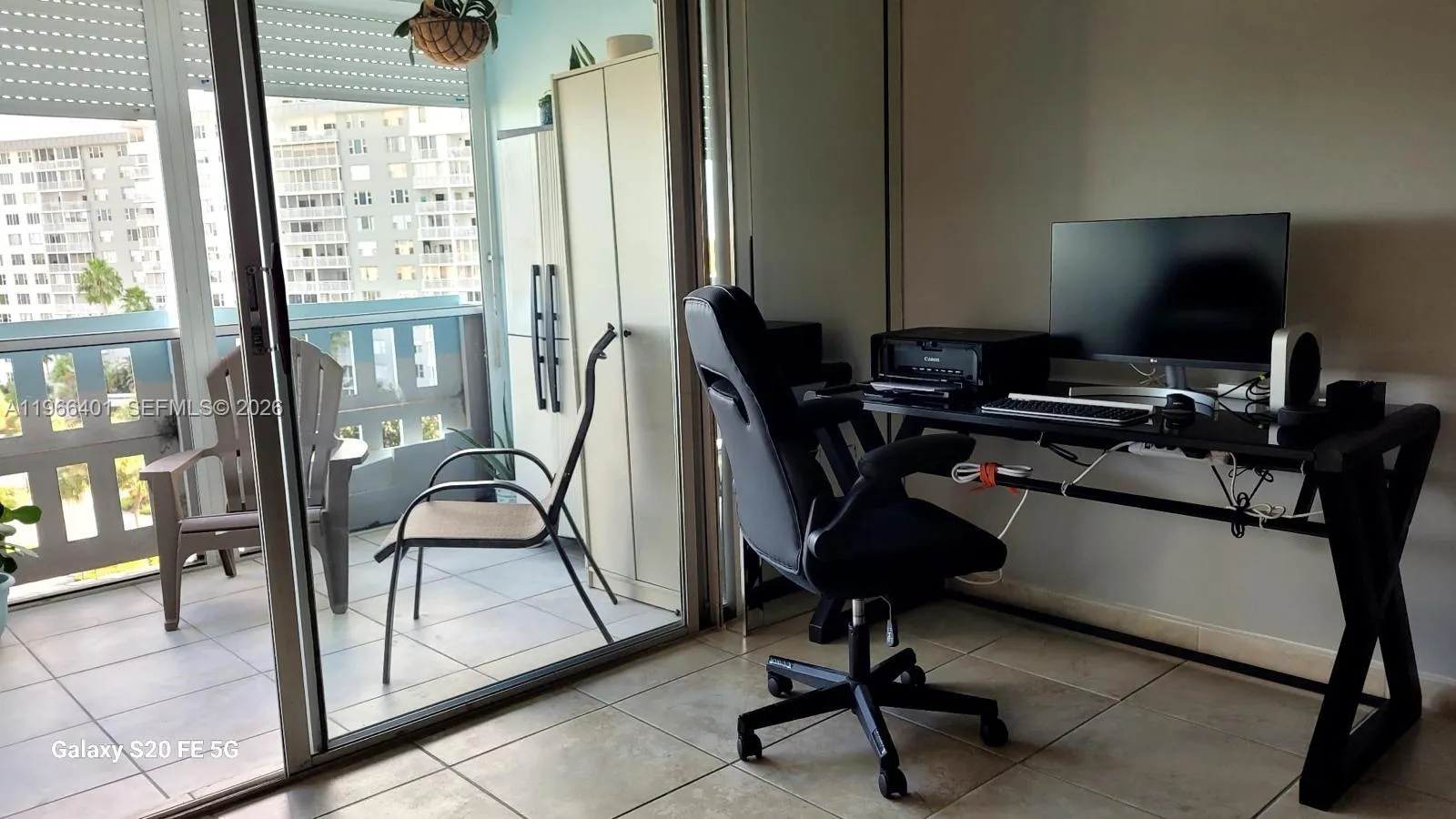 4001 Hillcrest Dr 705, Hollywood, Florida 33021, Hollywood, Florida 33021, 2 Bedrooms Bedrooms, ,2 BathroomsBathrooms,Residential,For Sale,4001 Hillcrest Dr 705, Hollywood, Florida 33021,A11966401