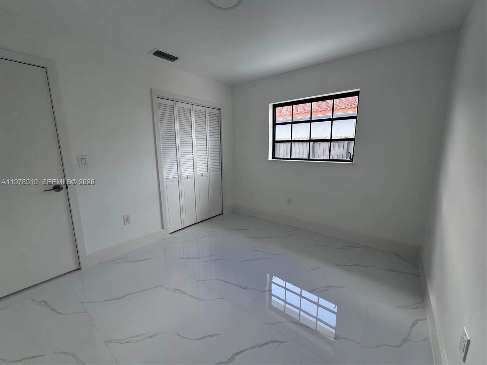 2682 W 70th Pl, Hialeah, Florida 33016, Hialeah, Florida 33016, 3 Bedrooms Bedrooms, ,2 BathroomsBathrooms,Residential,For Sale,2682 W 70th Pl, Hialeah, Florida 33016,A11978515