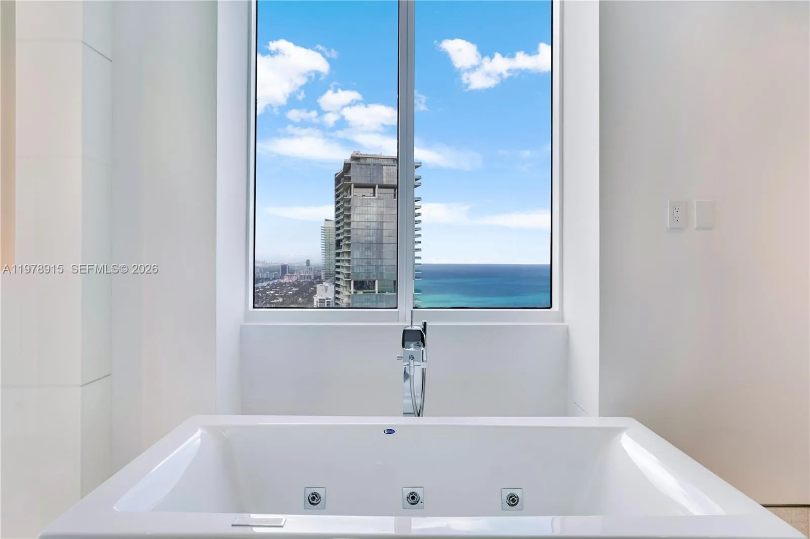 18201 E Collins Ave Ts1, Sunny Isles Beach, Florid, Sunny Isles Beach, Florida 33160, 6 Bedrooms Bedrooms, ,4 BathroomsBathrooms,Residential Lease,For Rent,18201 E Collins Ave Ts1, Sunny Isles Beach, Florid,A11978915