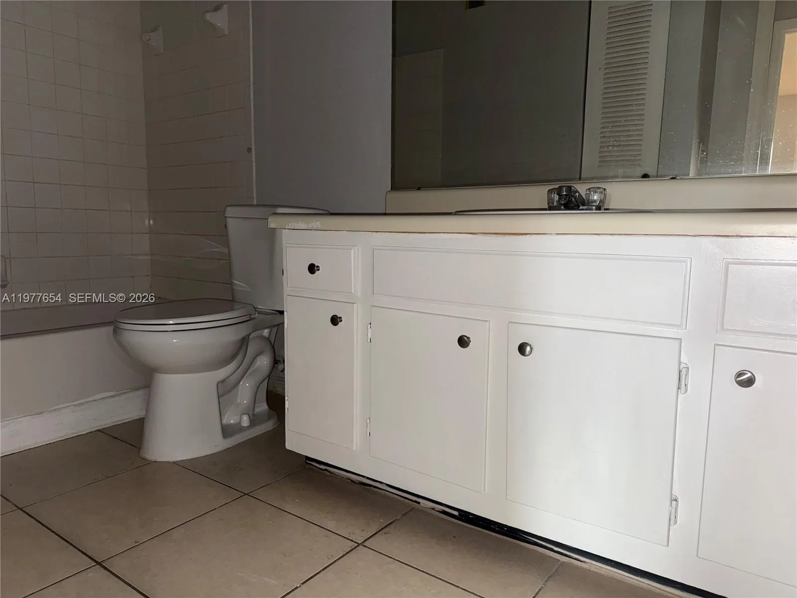 3320 N Pinewalk Dr N 1715, Margate, Florida 33063, Margate, Florida 33063, 1 Bedroom Bedrooms, ,1 BathroomBathrooms,Residential Lease,For Rent,3320 N Pinewalk Dr N 1715, Margate, Florida 33063,A11977654