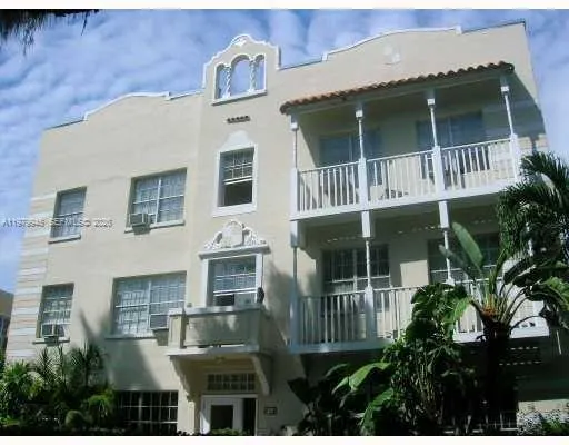 842 Meridian Ave 3c, Miami Beach, Florida 33139, Miami Beach, Florida 33139, 1 Bedroom Bedrooms, ,1 BathroomBathrooms,Residential Lease,For Rent,842 Meridian Ave 3c, Miami Beach, Florida 33139,A11979945