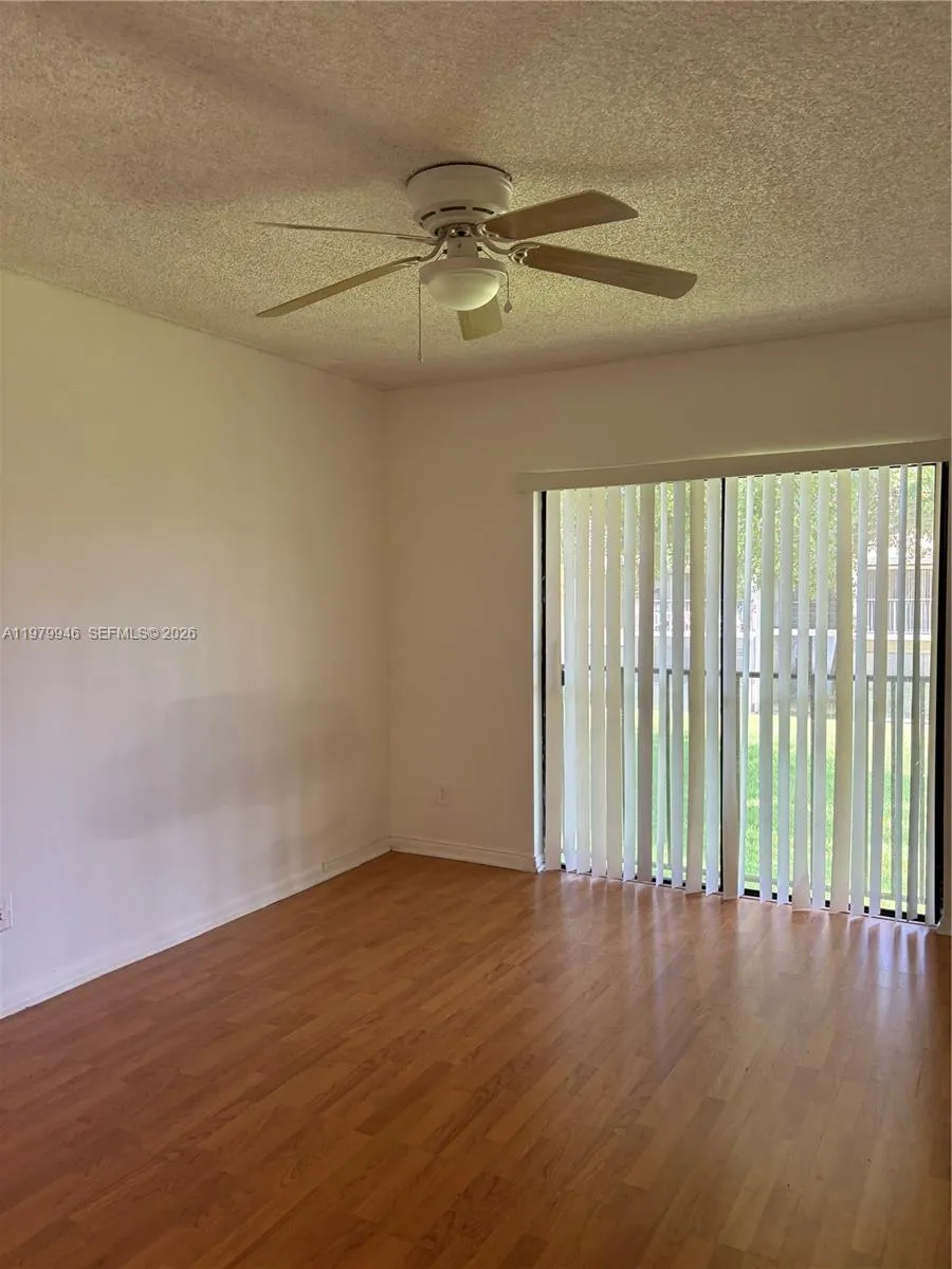 5981 Washington St 215, Hollywood, Florida 33023, Hollywood, Florida 33023, 2 Bedrooms Bedrooms, ,2 BathroomsBathrooms,Residential Lease,For Rent,5981 Washington St 215, Hollywood, Florida 33023,A11979946