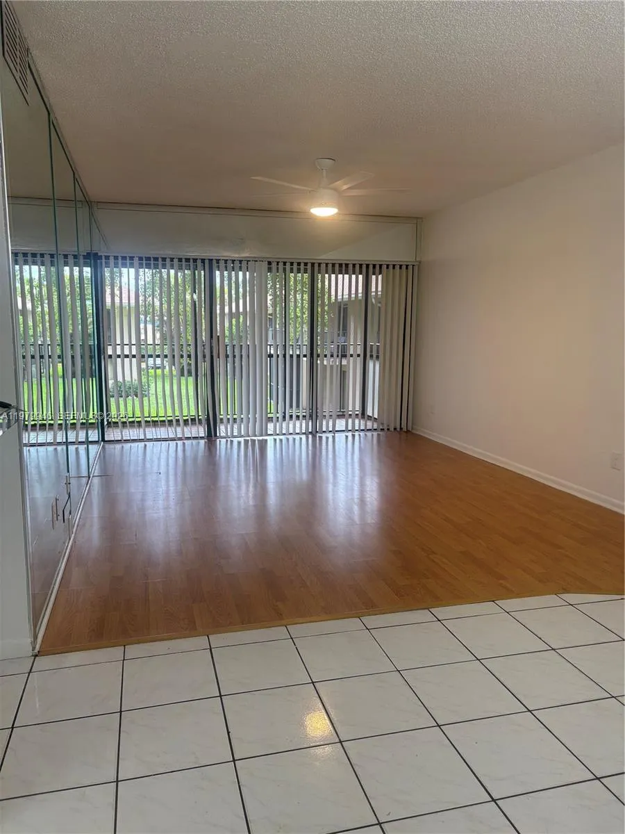 5981 Washington St 215, Hollywood, Florida 33023, Hollywood, Florida 33023, 2 Bedrooms Bedrooms, ,2 BathroomsBathrooms,Residential Lease,For Rent,5981 Washington St 215, Hollywood, Florida 33023,A11979946