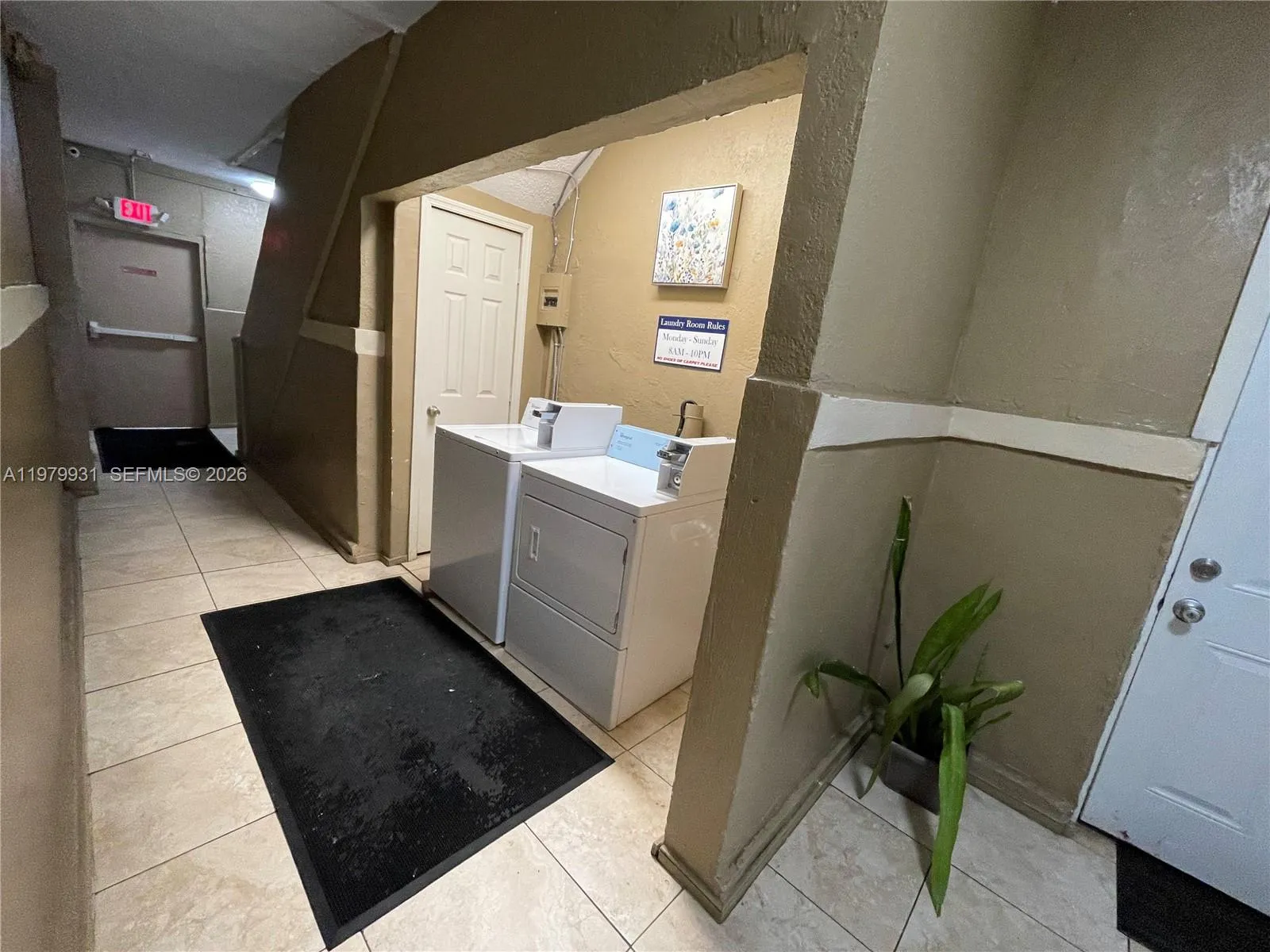 1060 Nw 47th St 5, Miami, Florida 33127, Miami, Florida 33127, 2 Bedrooms Bedrooms, ,1 BathroomBathrooms,Residential Lease,For Rent,1060 Nw 47th St 5, Miami, Florida 33127,A11979931