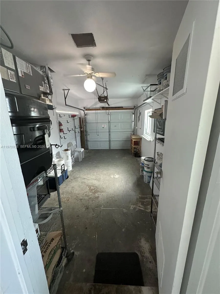 935 Lincoln St, Hollywood, Florida 33019, Hollywood, Florida 33019, 3 Bedrooms Bedrooms, ,2 BathroomsBathrooms,Residential,For Sale,935 Lincoln St, Hollywood, Florida 33019,A11978938