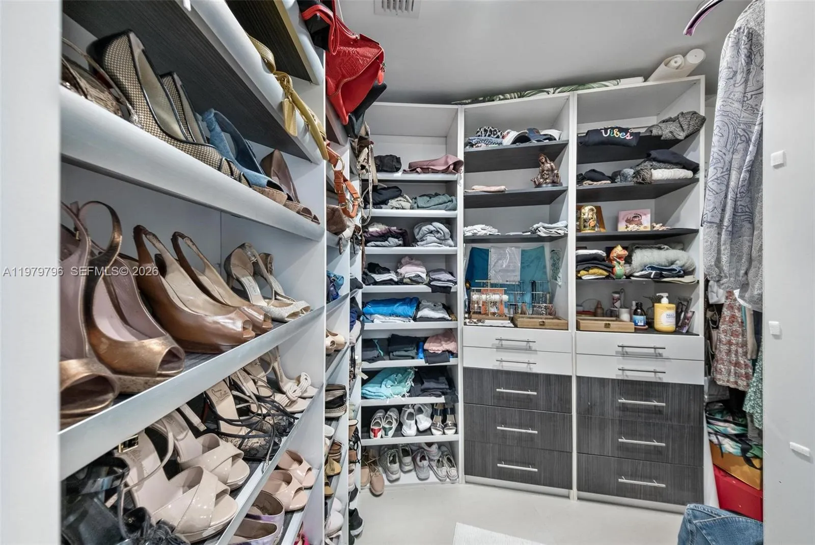 2020 N Bayshore Dr 2510, Miami, Florida 33137, Miami, Florida 33137, 3 Bedrooms Bedrooms, ,3 BathroomsBathrooms,Residential,For Sale,2020 N Bayshore Dr 2510, Miami, Florida 33137,A11979796