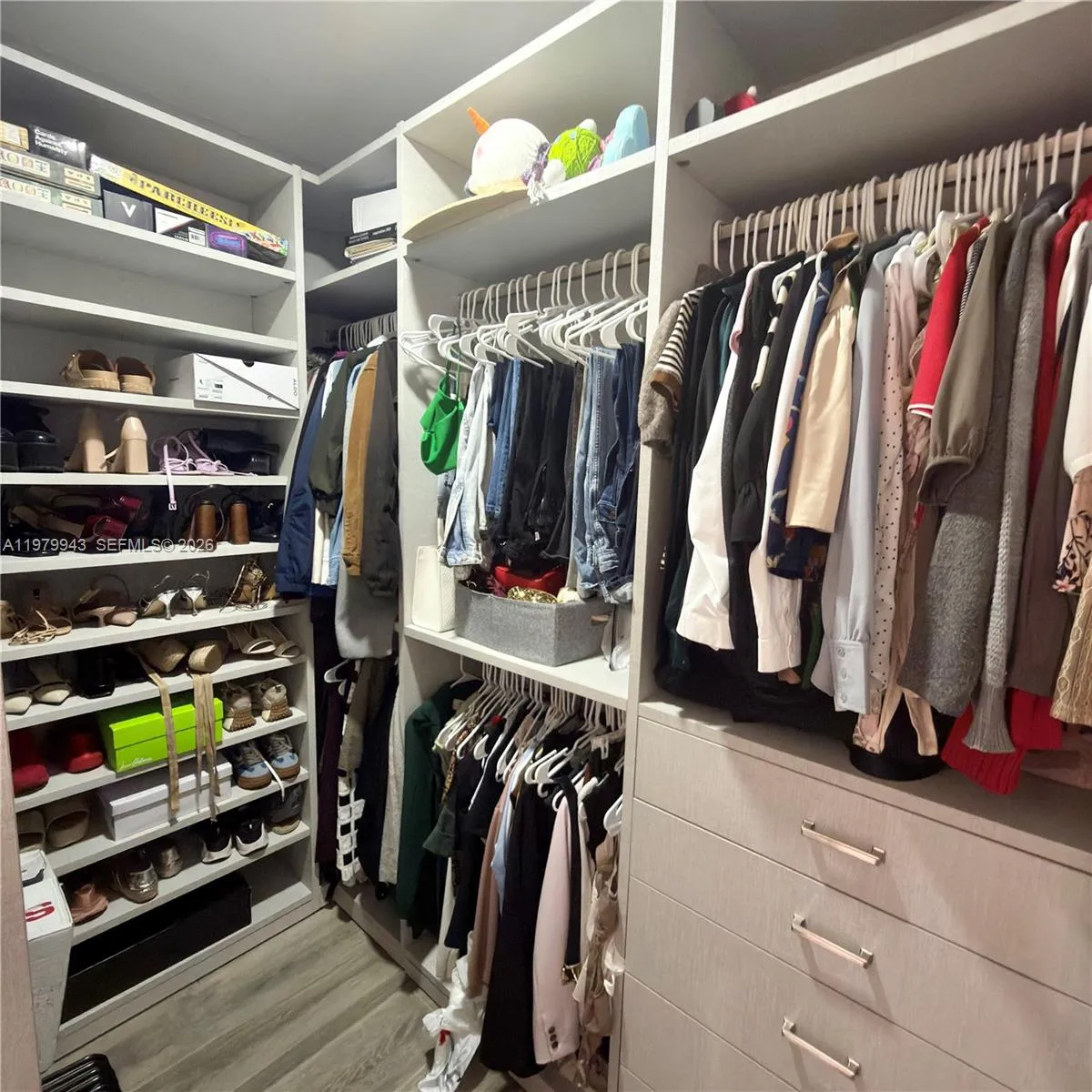 9023 Nw 148th Ter, Miami Lakes, Florida 33018, Miami Lakes, Florida 33018, 3 Bedrooms Bedrooms, ,2 BathroomsBathrooms,Residential,For Sale,9023 Nw 148th Ter, Miami Lakes, Florida 33018,A11979943