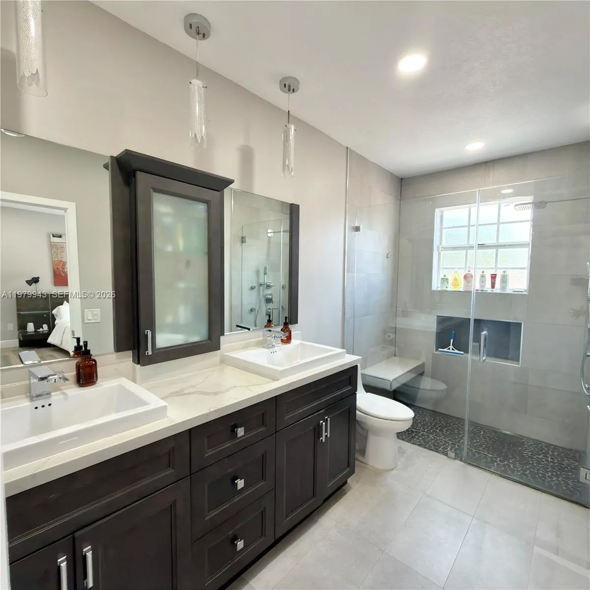 9023 Nw 148th Ter, Miami Lakes, Florida 33018, Miami Lakes, Florida 33018, 3 Bedrooms Bedrooms, ,2 BathroomsBathrooms,Residential,For Sale,9023 Nw 148th Ter, Miami Lakes, Florida 33018,A11979943