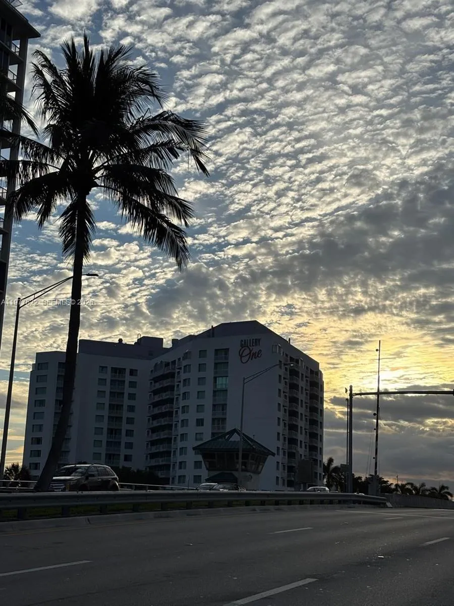 2670 E Sunrise Blvd 302, Fort Lauderdale, Florida, Fort Lauderdale, Florida 33304, 1 Bedroom Bedrooms, ,1 BathroomBathrooms,Residential,For Sale,2670 E Sunrise Blvd 302, Fort Lauderdale, Florida ,A11977822