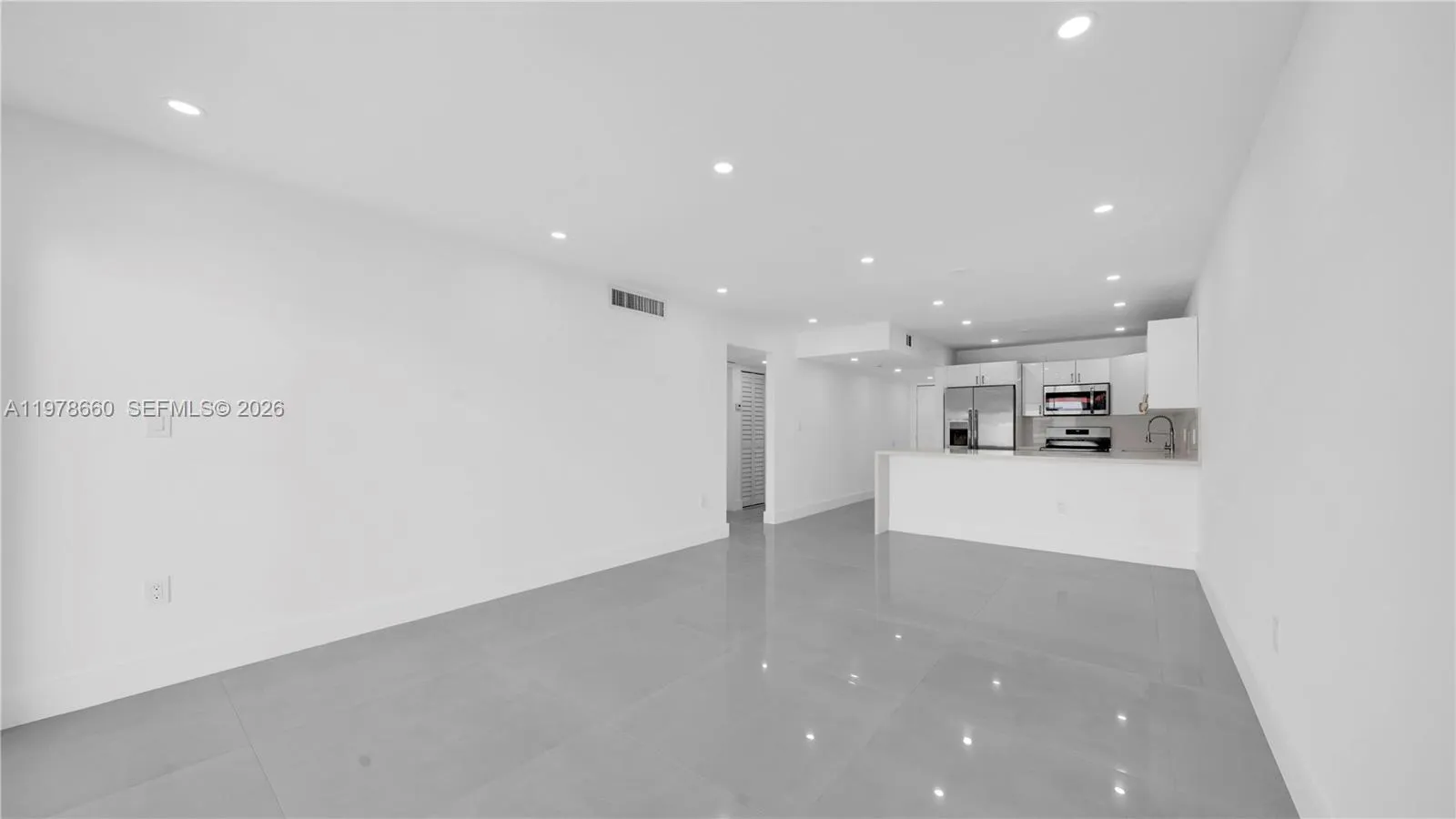 6070 W 19th Ave 315, Hialeah, Florida 33012, Hialeah, Florida 33012, 2 Bedrooms Bedrooms, ,1 BathroomBathrooms,Residential Lease,For Rent,6070 W 19th Ave 315, Hialeah, Florida 33012,A11978660