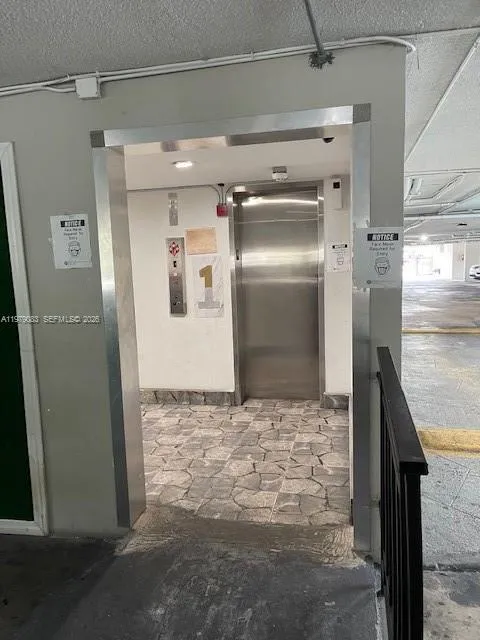 13455 Ne 10th Ave 405, North Miami, Florida 33161, North Miami, Florida 33161, 1 Bedroom Bedrooms, ,1 BathroomBathrooms,Residential Lease,For Rent,13455 Ne 10th Ave 405, North Miami, Florida 33161,A11979083