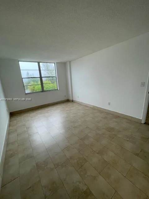 13455 Ne 10th Ave 405, North Miami, Florida 33161, North Miami, Florida 33161, 1 Bedroom Bedrooms, ,1 BathroomBathrooms,Residential Lease,For Rent,13455 Ne 10th Ave 405, North Miami, Florida 33161,A11979083