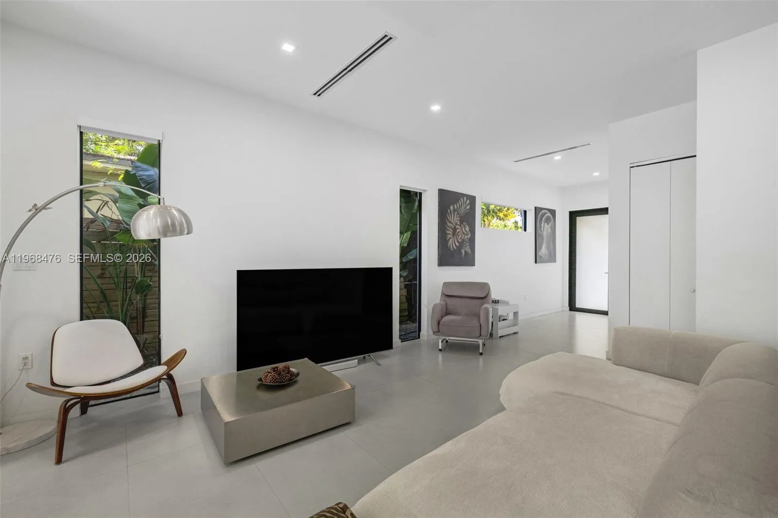 442 Sw 15th Rd, Miami, Florida 33129, Miami, Florida 33129, 3 Bedrooms Bedrooms, ,3 BathroomsBathrooms,Residential Lease,For Rent,442 Sw 15th Rd, Miami, Florida 33129,A11968476