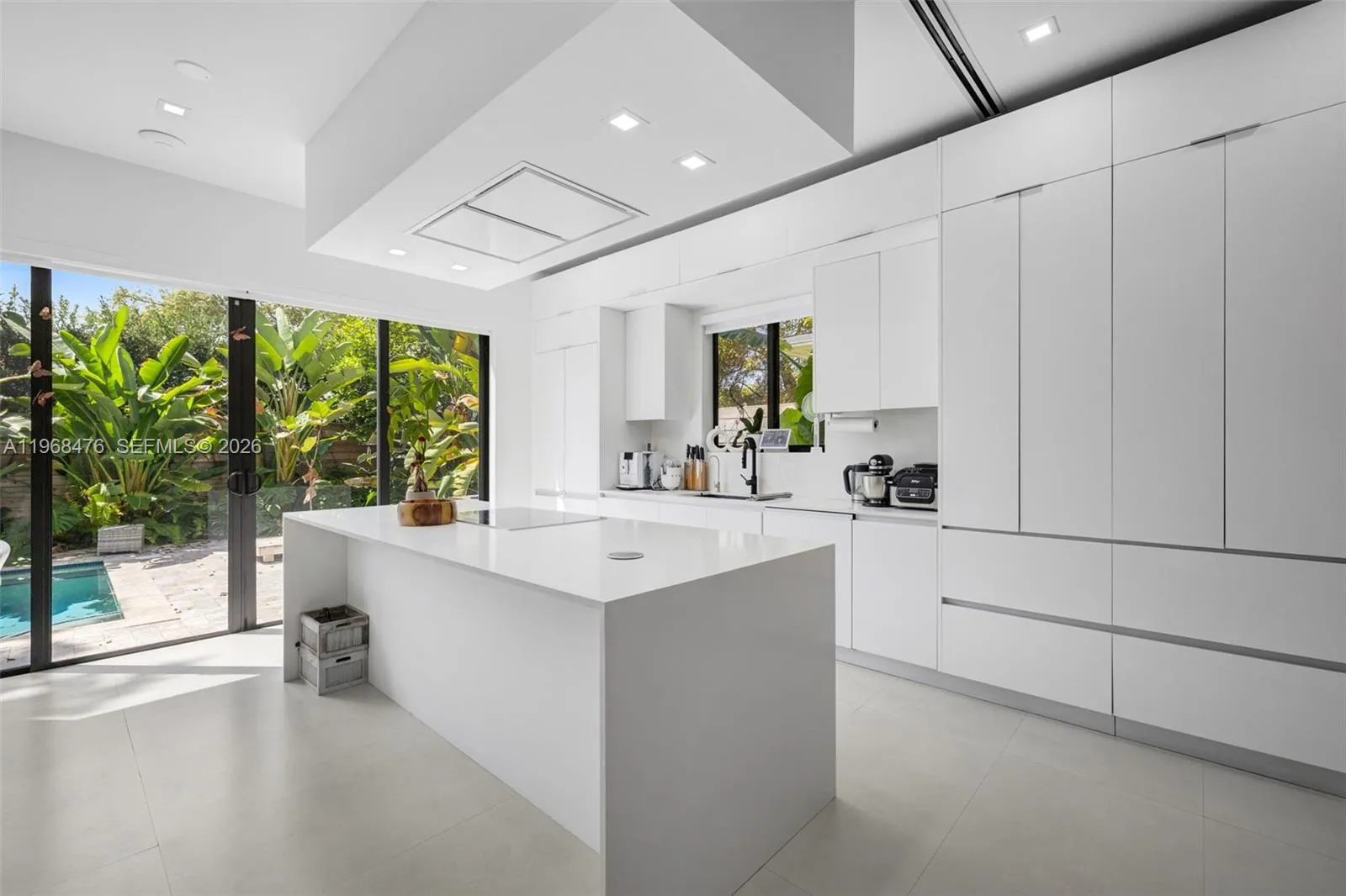 442 Sw 15th Rd, Miami, Florida 33129, Miami, Florida 33129, 3 Bedrooms Bedrooms, ,3 BathroomsBathrooms,Residential Lease,For Rent,442 Sw 15th Rd, Miami, Florida 33129,A11968476