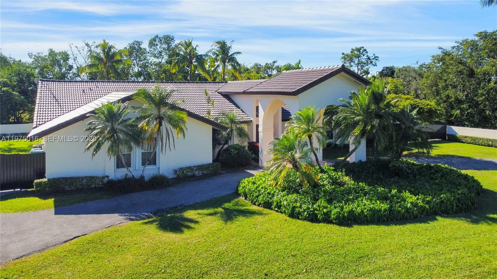 14350 Sw 232nd St 14350, Miami, Florida 33170, Miami, Florida 33170, 4 Bedrooms Bedrooms, ,2 BathroomsBathrooms,Residential Lease,For Rent,14350 Sw 232nd St 14350, Miami, Florida 33170,A11975016