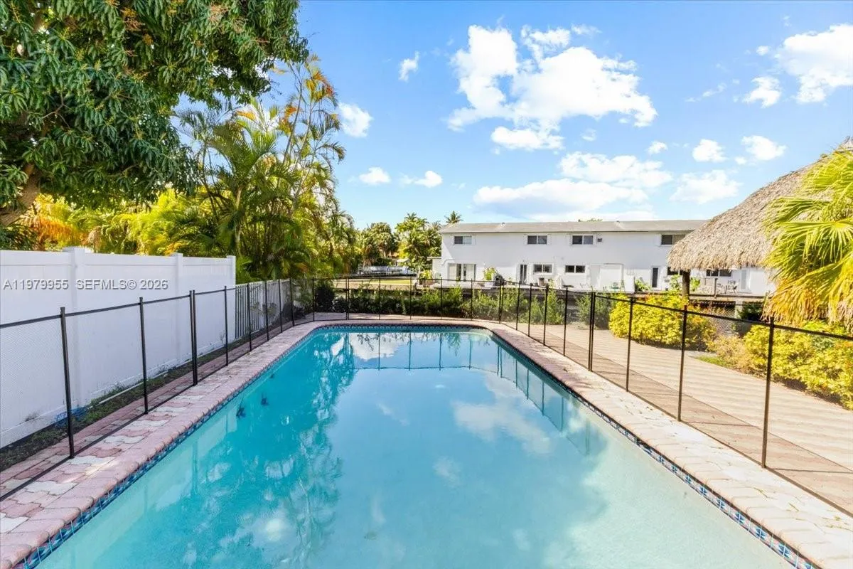 2925 Coral Shores Dr 2925, Fort Lauderdale, Florid, Fort Lauderdale, Florida 33306, 3 Bedrooms Bedrooms, ,2 BathroomsBathrooms,Residential Lease,For Rent,2925 Coral Shores Dr 2925, Fort Lauderdale, Florid,A11979955