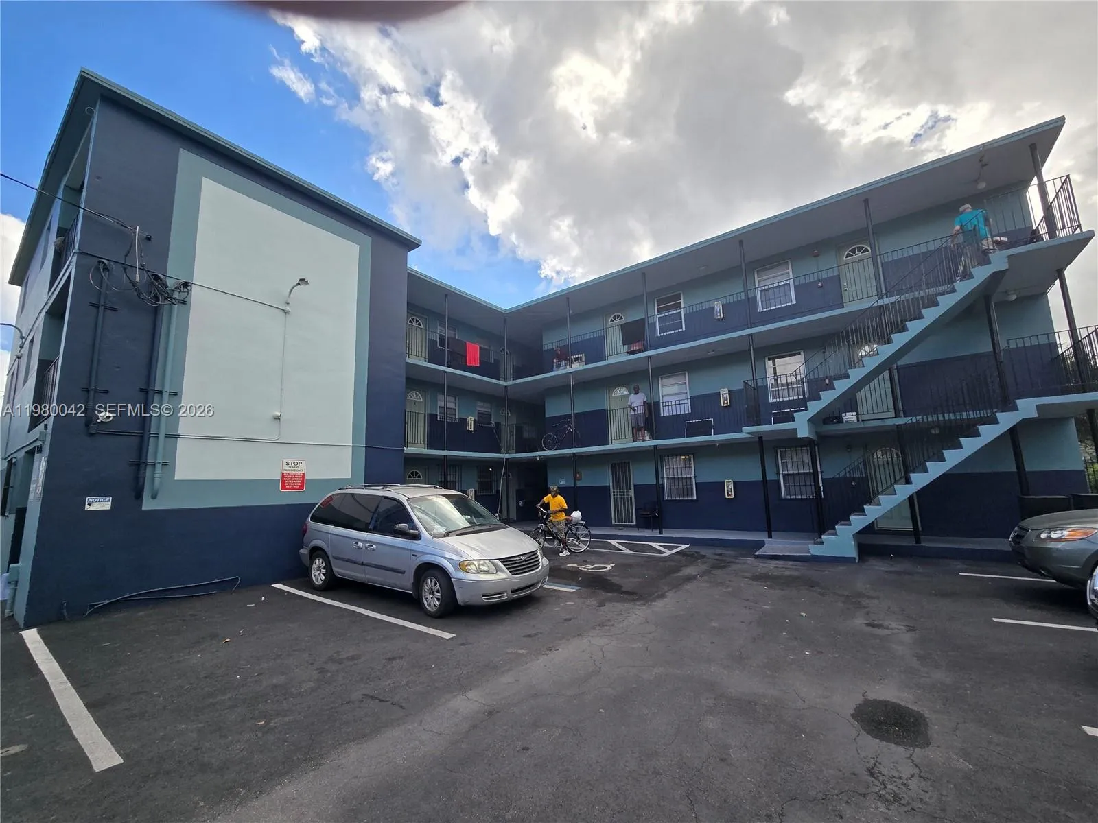 1520 Nw 61st St 6, Miami, Florida 33142, Miami, Florida 33142, 2 Bedrooms Bedrooms, ,1 BathroomBathrooms,Residential Lease,For Rent,1520 Nw 61st St 6, Miami, Florida 33142,A11980042