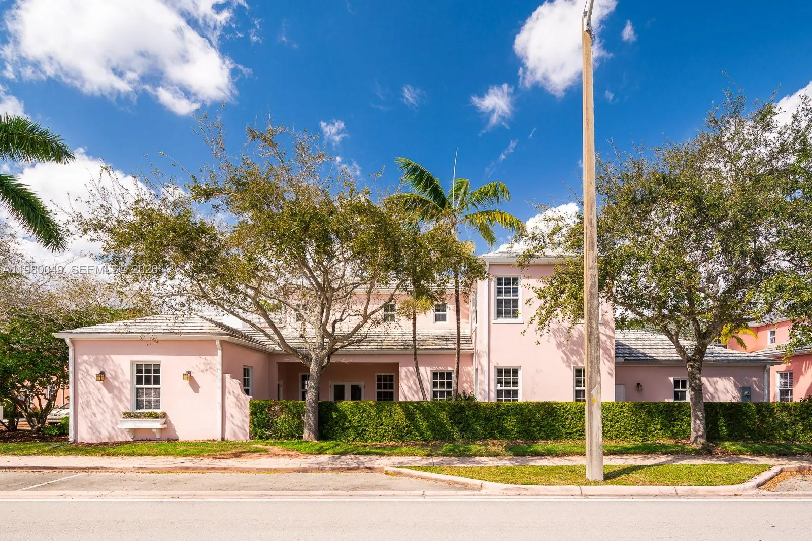 520 Loretto Ave 21, Coral Gables, Florida 33146, Coral Gables, Florida 33146, 3 Bedrooms Bedrooms, ,3 BathroomsBathrooms,Residential Lease,For Rent,520 Loretto Ave 21, Coral Gables, Florida 33146,A11980049