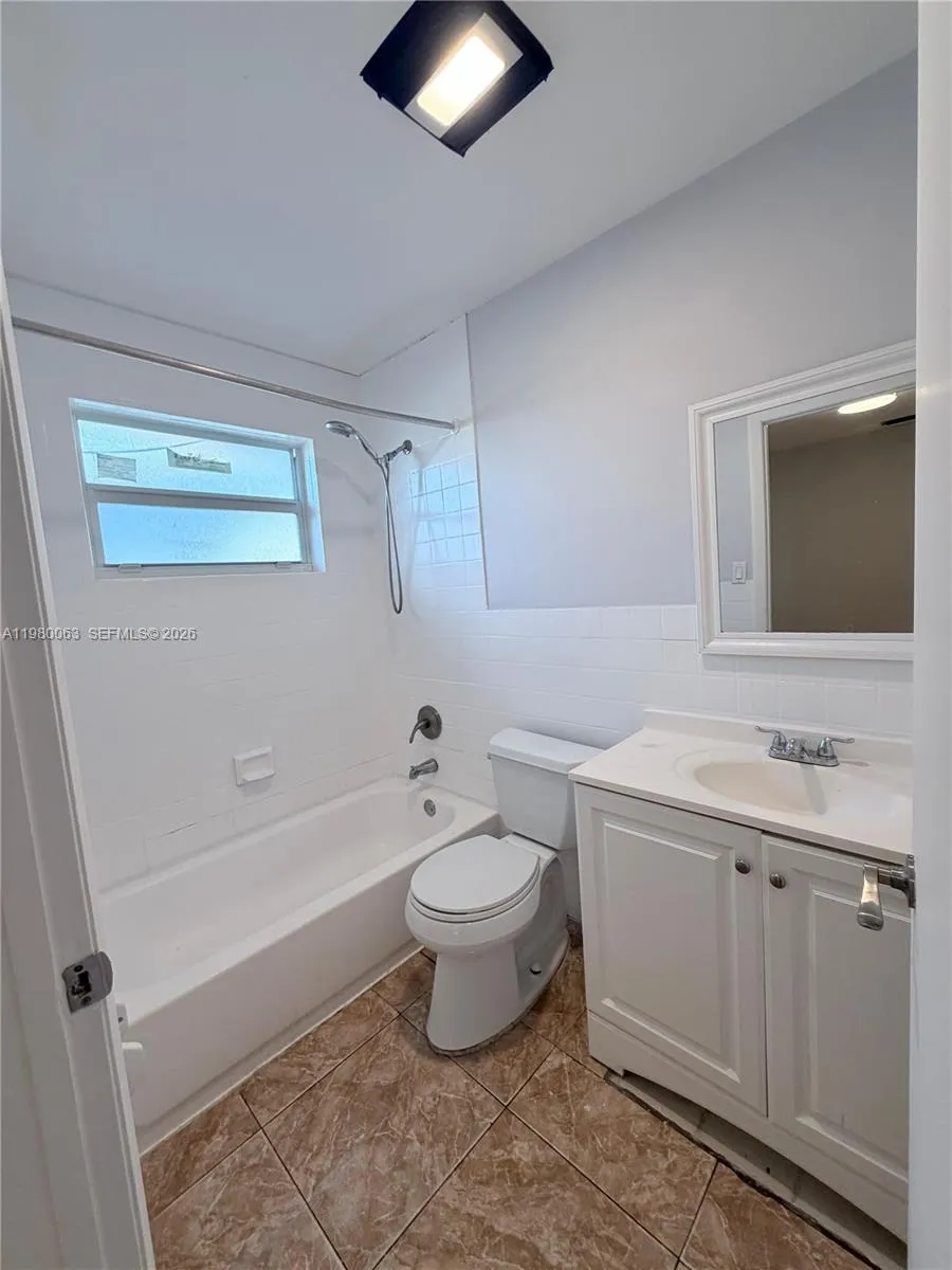 16920 Ne 4th Ct Back, North Miami Beach, Florida 3, North Miami Beach, Florida 33162, 2 Bedrooms Bedrooms, ,2 BathroomsBathrooms,Residential Lease,For Rent,16920 Ne 4th Ct Back, North Miami Beach, Florida 3,A11980063