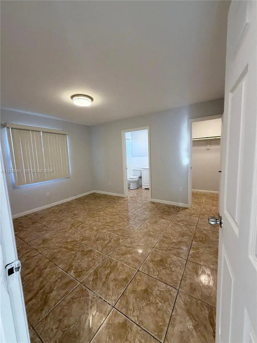 16920 Ne 4th Ct Back, North Miami Beach, Florida 3, North Miami Beach, Florida 33162, 2 Bedrooms Bedrooms, ,2 BathroomsBathrooms,Residential Lease,For Rent,16920 Ne 4th Ct Back, North Miami Beach, Florida 3,A11980063