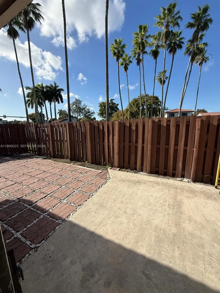 6561 Nw 172nd Ln 0, Hialeah, Florida 33015, Hialeah, Florida 33015, 2 Bedrooms Bedrooms, ,2 BathroomsBathrooms,Residential Lease,For Rent,6561 Nw 172nd Ln 0, Hialeah, Florida 33015,A11980023