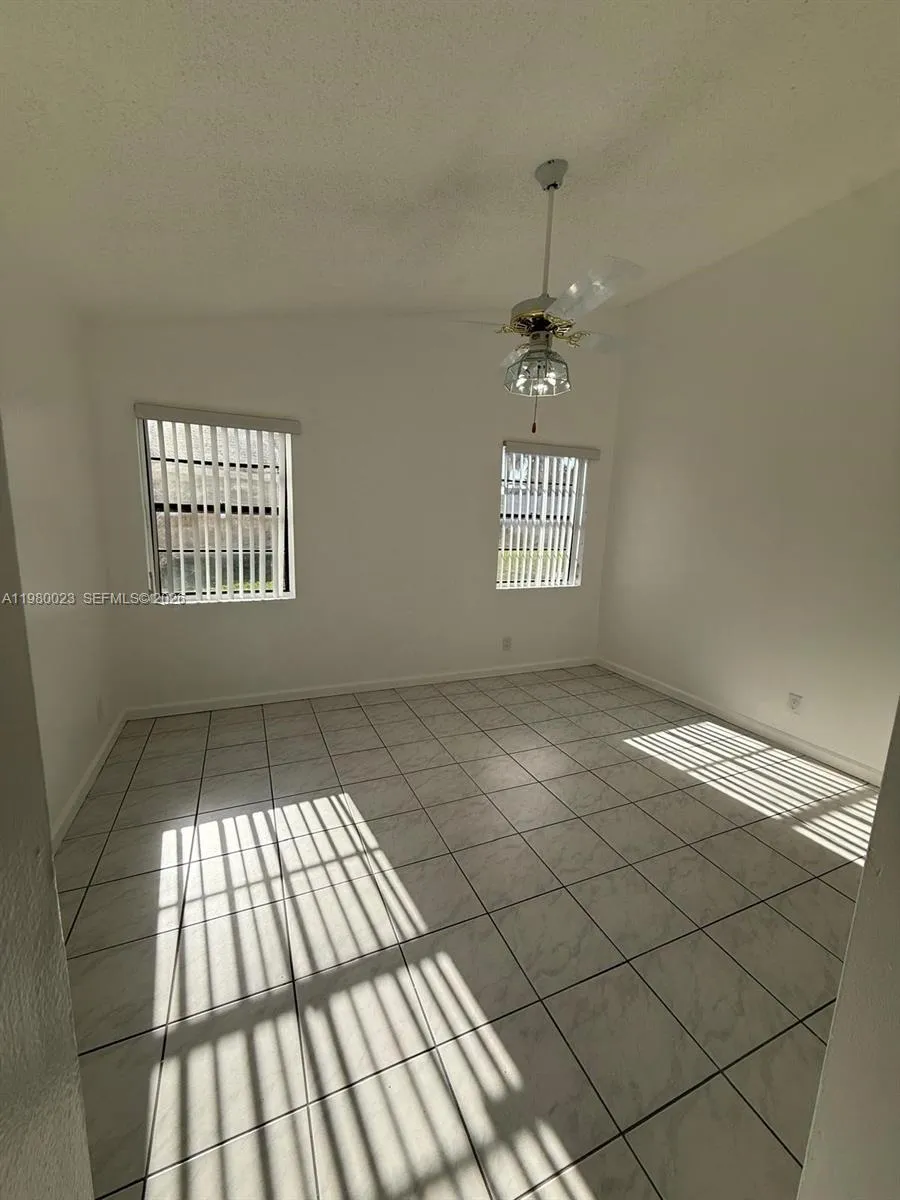 6561 Nw 172nd Ln 0, Hialeah, Florida 33015, Hialeah, Florida 33015, 2 Bedrooms Bedrooms, ,2 BathroomsBathrooms,Residential Lease,For Rent,6561 Nw 172nd Ln 0, Hialeah, Florida 33015,A11980023