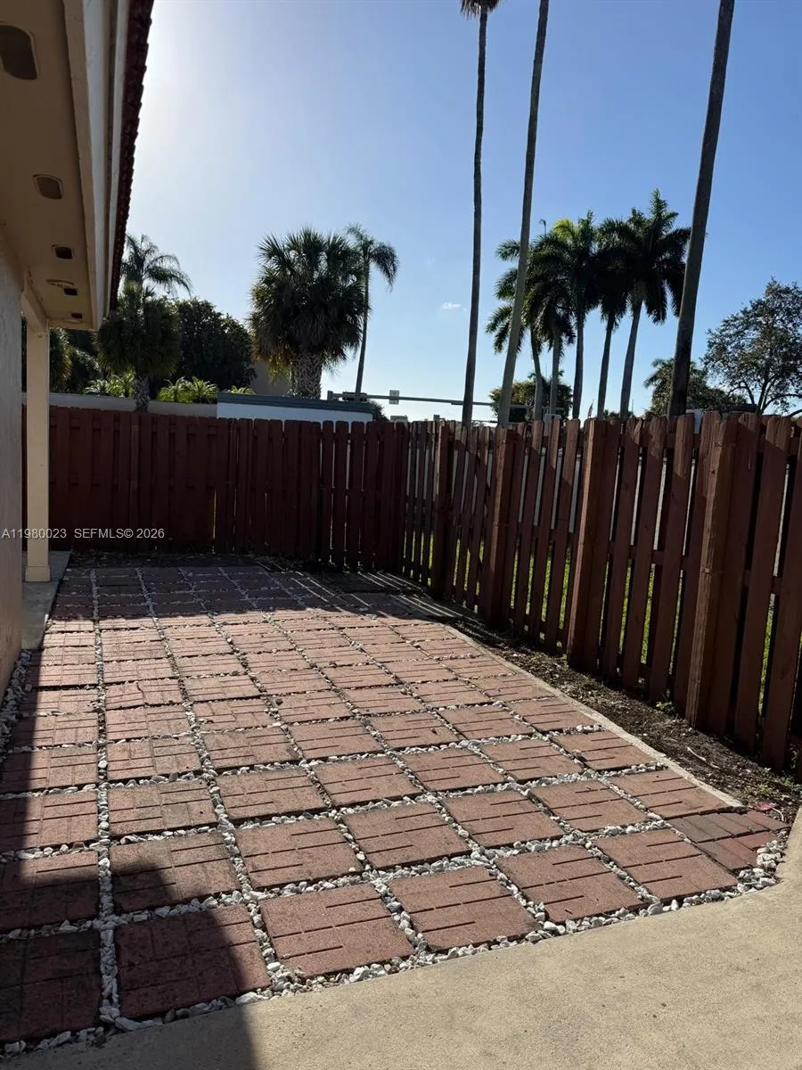 6561 Nw 172nd Ln 0, Hialeah, Florida 33015, Hialeah, Florida 33015, 2 Bedrooms Bedrooms, ,2 BathroomsBathrooms,Residential Lease,For Rent,6561 Nw 172nd Ln 0, Hialeah, Florida 33015,A11980023