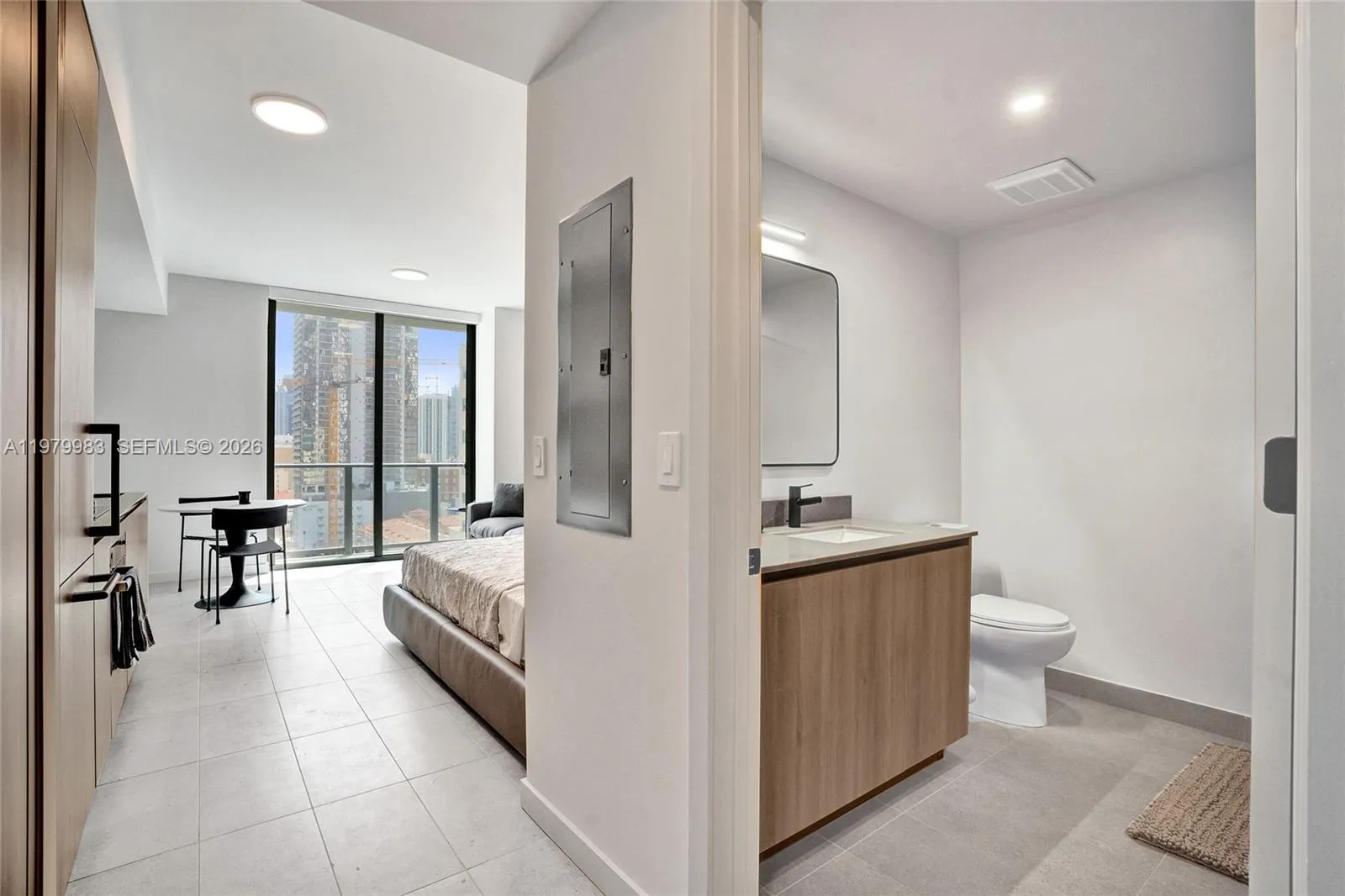 151 Ne 5 1404, Miami, Florida 33132, Miami, Florida 33132, ,1 BathroomBathrooms,Residential Lease,For Rent,151 Ne 5 1404, Miami, Florida 33132,A11979983