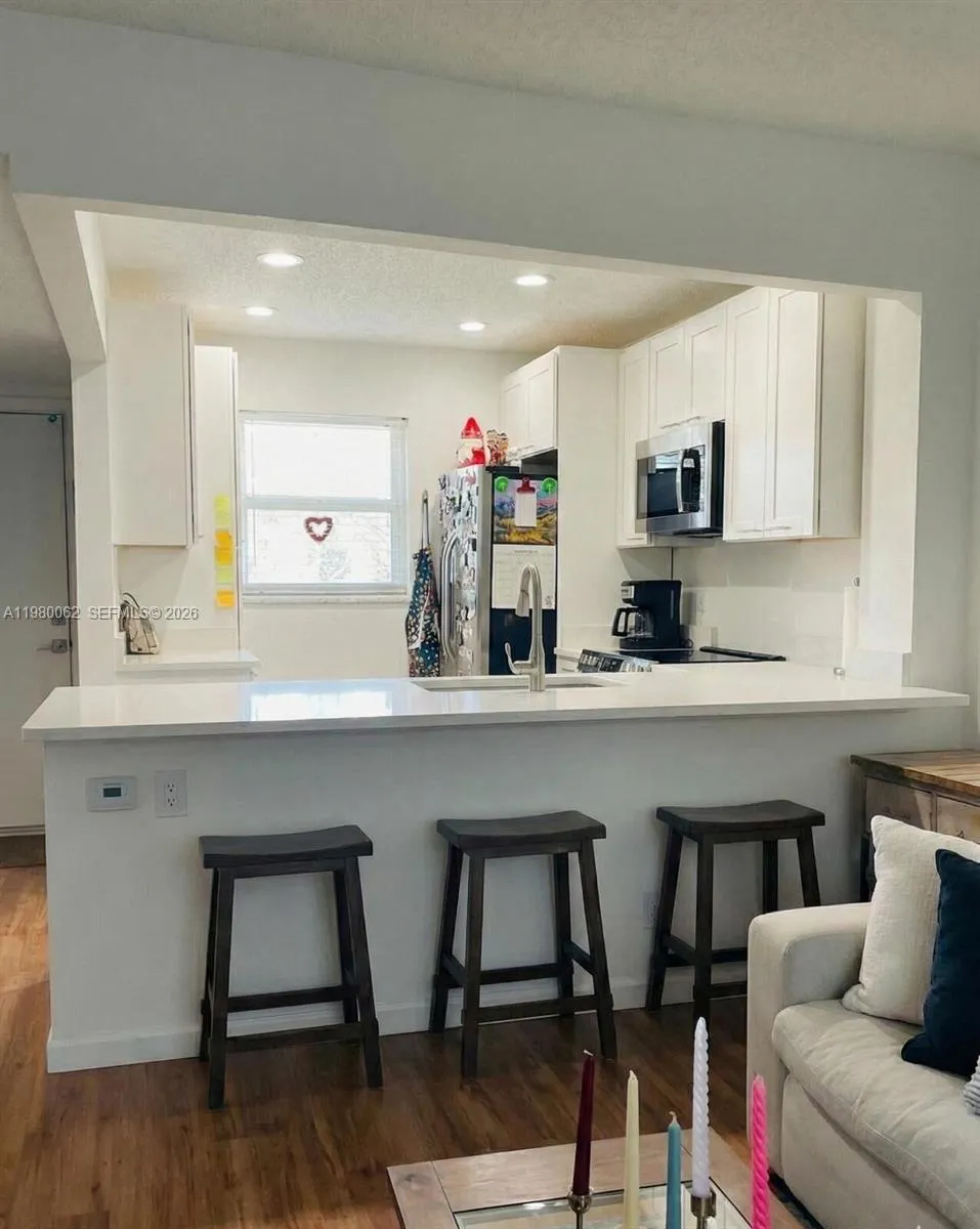 100 Ashbury Rd 305, Hollywood, Florida 33024, Hollywood, Florida 33024, 1 Bedroom Bedrooms, 1 Room Rooms,1 BathroomBathrooms,Residential,For Sale,100 Ashbury Rd 305, Hollywood, Florida 33024,A11980062