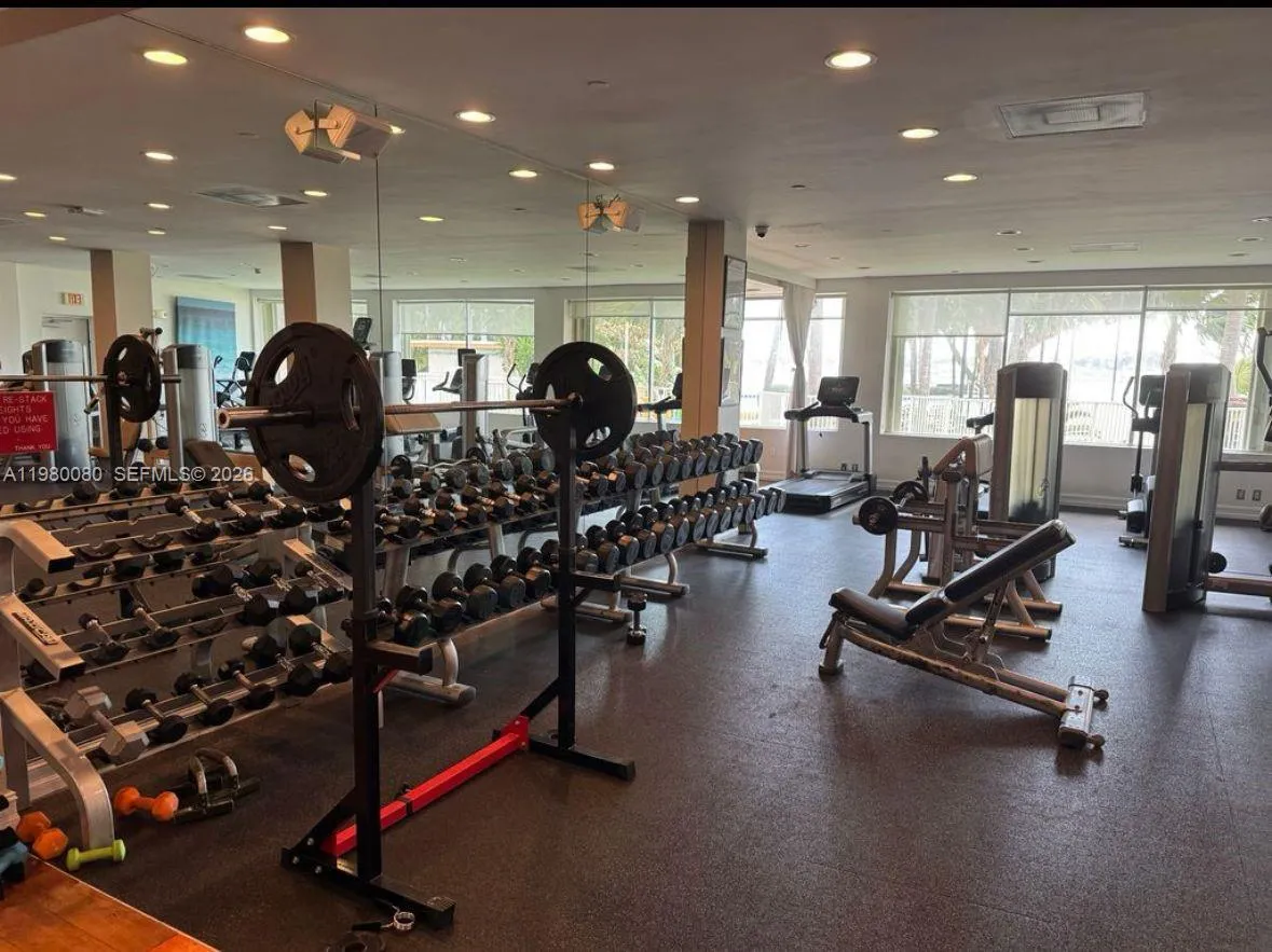2451 Brickell Ave 11f, Miami, Florida 33129, Miami, Florida 33129, 1 Bedroom Bedrooms, ,1 BathroomBathrooms,Residential Lease,For Rent,2451 Brickell Ave 11f, Miami, Florida 33129,A11980080