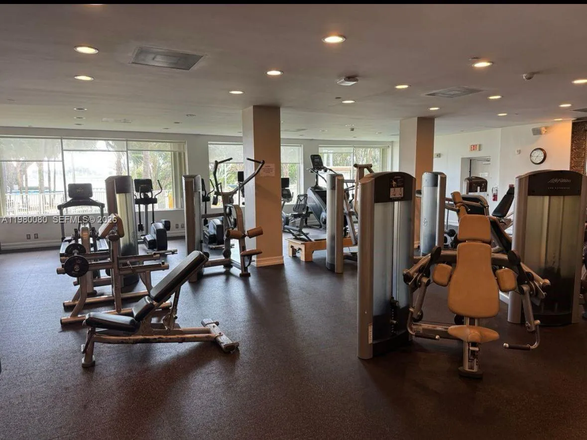 2451 Brickell Ave 11f, Miami, Florida 33129, Miami, Florida 33129, 1 Bedroom Bedrooms, ,1 BathroomBathrooms,Residential Lease,For Rent,2451 Brickell Ave 11f, Miami, Florida 33129,A11980080