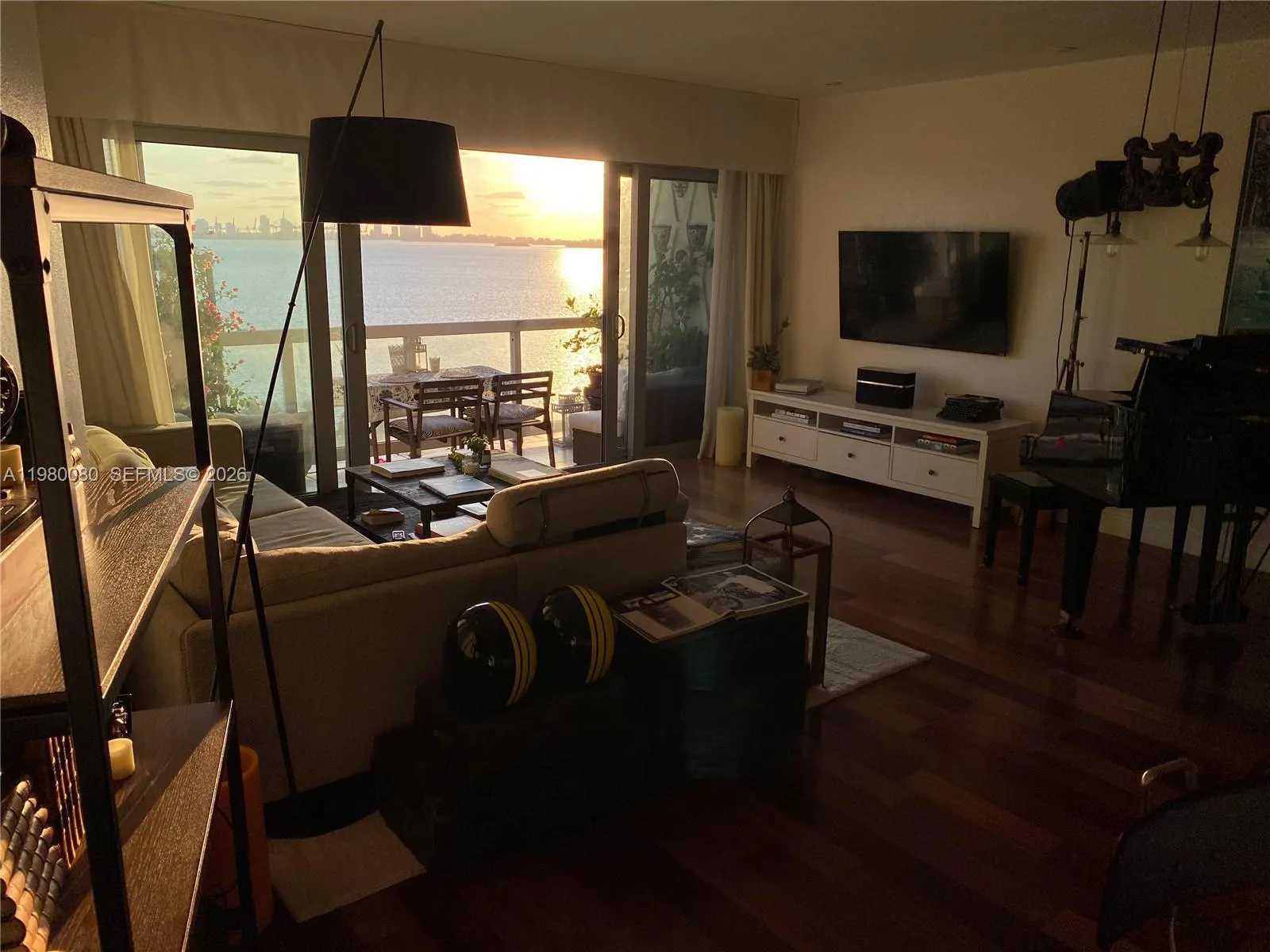 2451 Brickell Ave 11f, Miami, Florida 33129, Miami, Florida 33129, 1 Bedroom Bedrooms, ,1 BathroomBathrooms,Residential Lease,For Rent,2451 Brickell Ave 11f, Miami, Florida 33129,A11980080