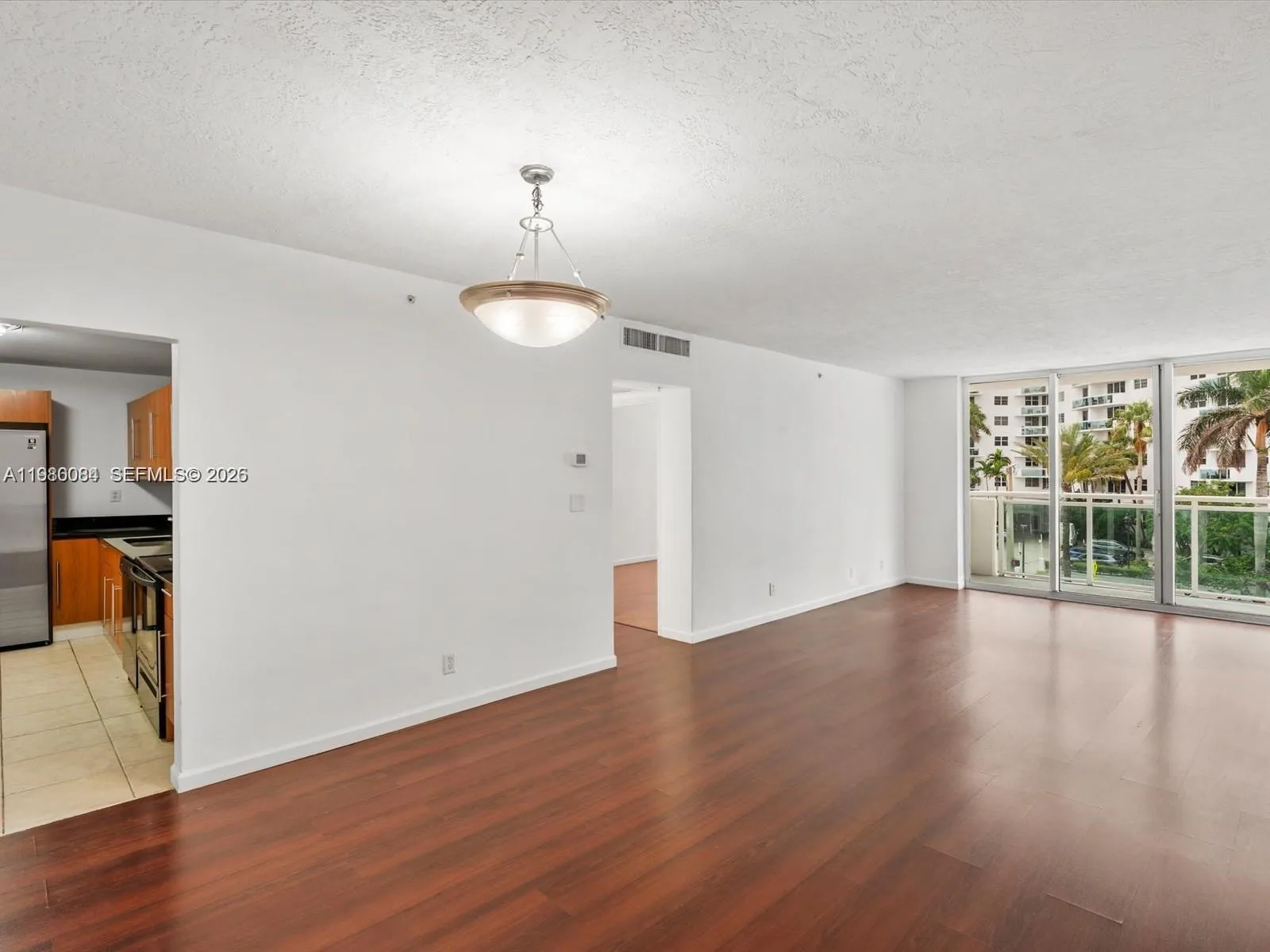3000 S Ocean Dr 206, Hollywood, Florida 33019, Hollywood, Florida 33019, 1 Bedroom Bedrooms, ,1 BathroomBathrooms,Residential,For Sale,3000 S Ocean Dr 206, Hollywood, Florida 33019,A11980084