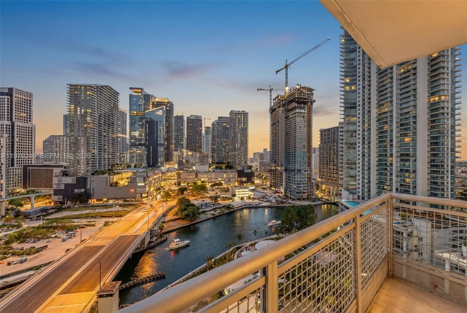 350 S Miami Ave 2006, Miami, Florida 33130, Miami, Florida 33130, 2 Bedrooms Bedrooms, ,2 BathroomsBathrooms,Residential Lease,For Rent,350 S Miami Ave 2006, Miami, Florida 33130,A11979246